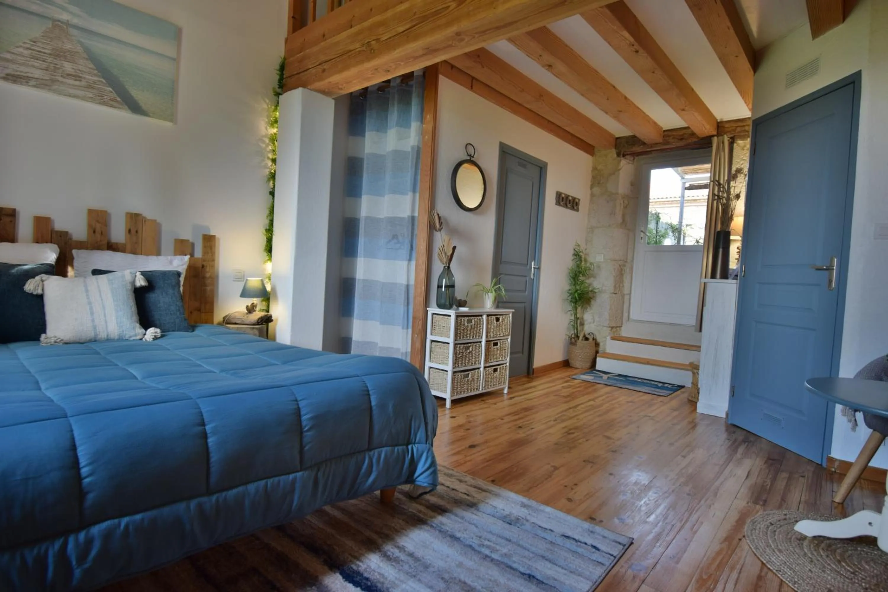 Bed in Chambre d'hôtes Le Bol d'Air avec jacuzzi