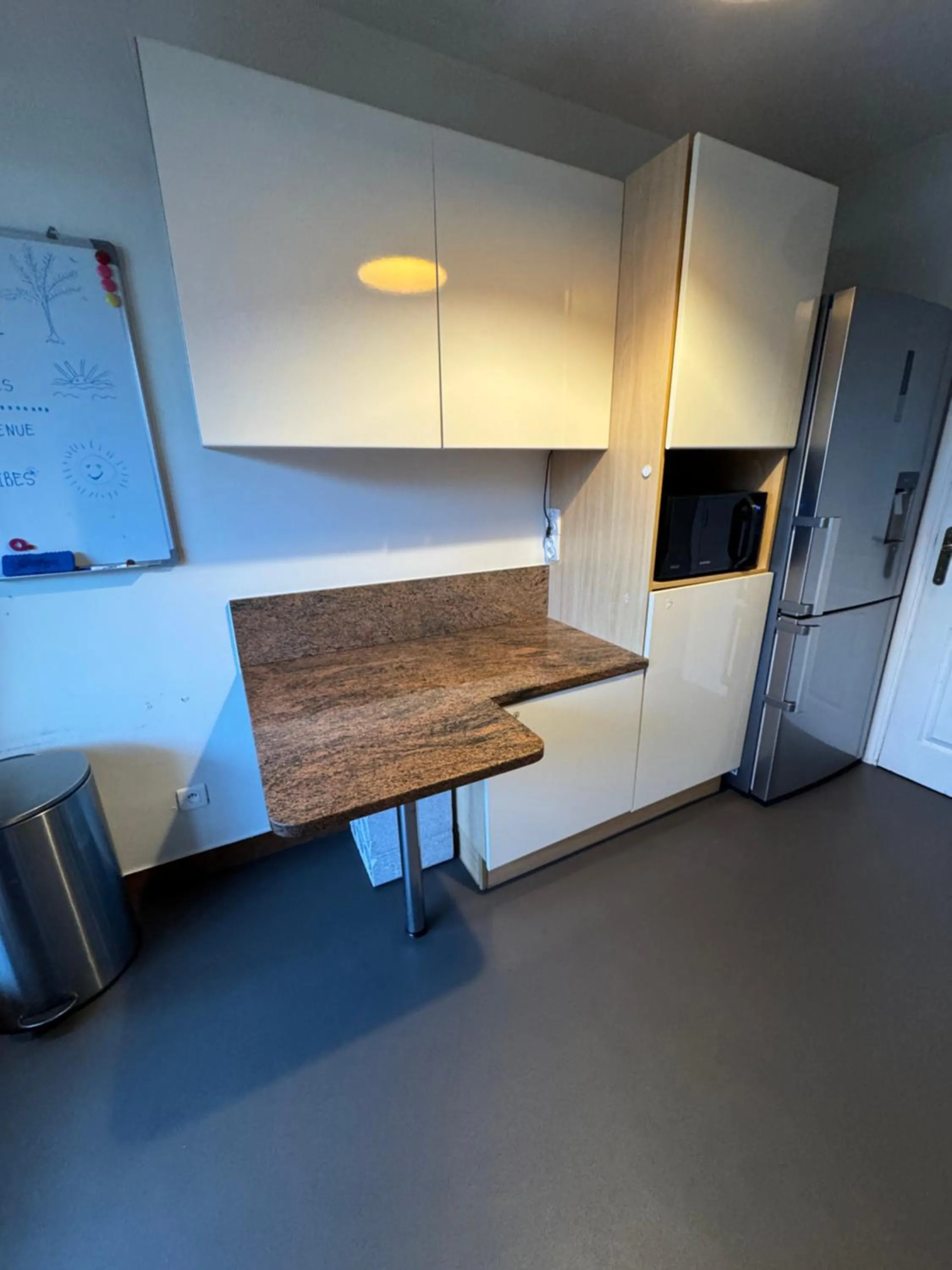 Top-of-range appartment of 90m2 & 20m2 of sunny terrace, 2min from sea