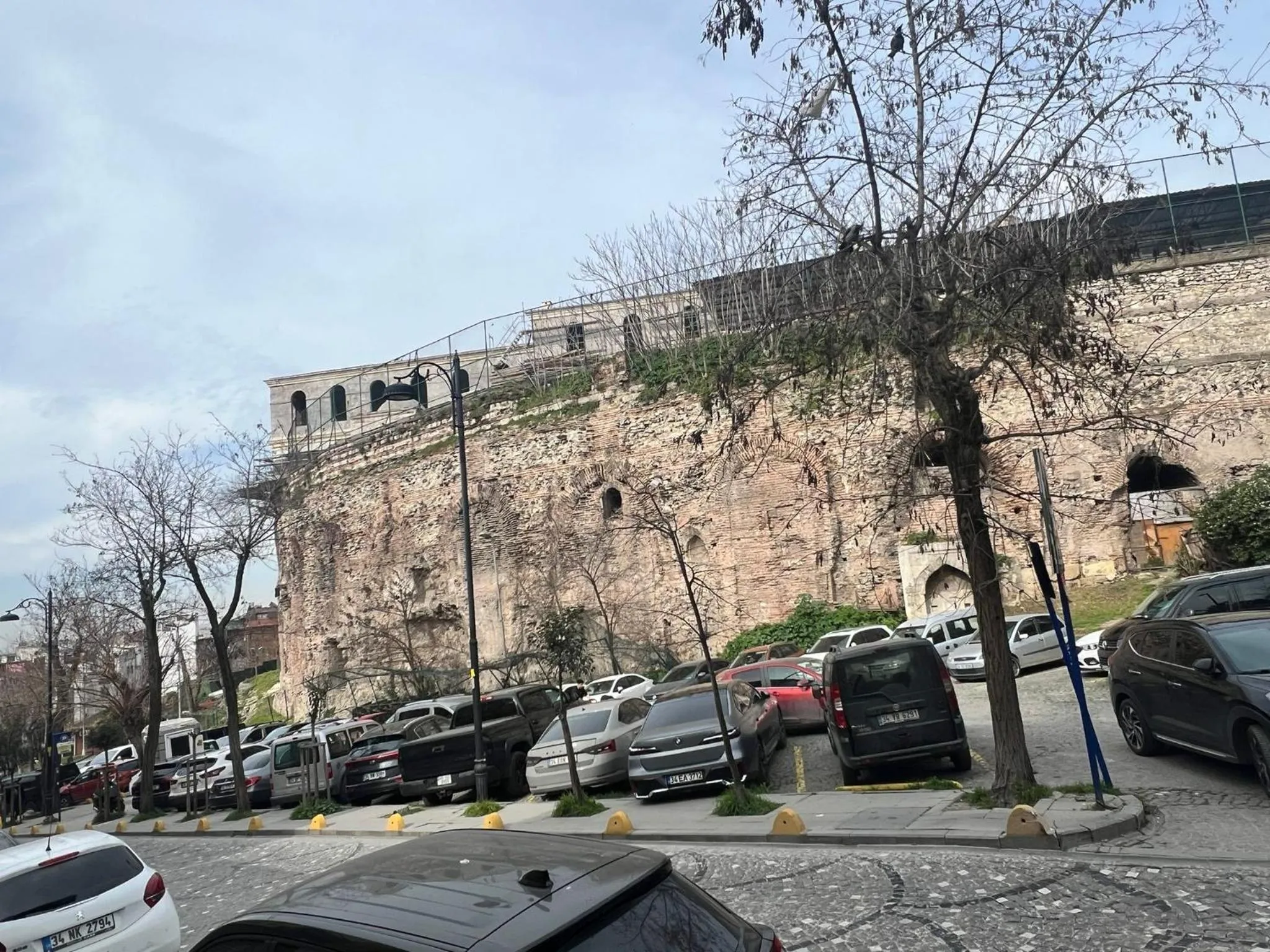 Parking in Saratoga Hotel Sultanahmet