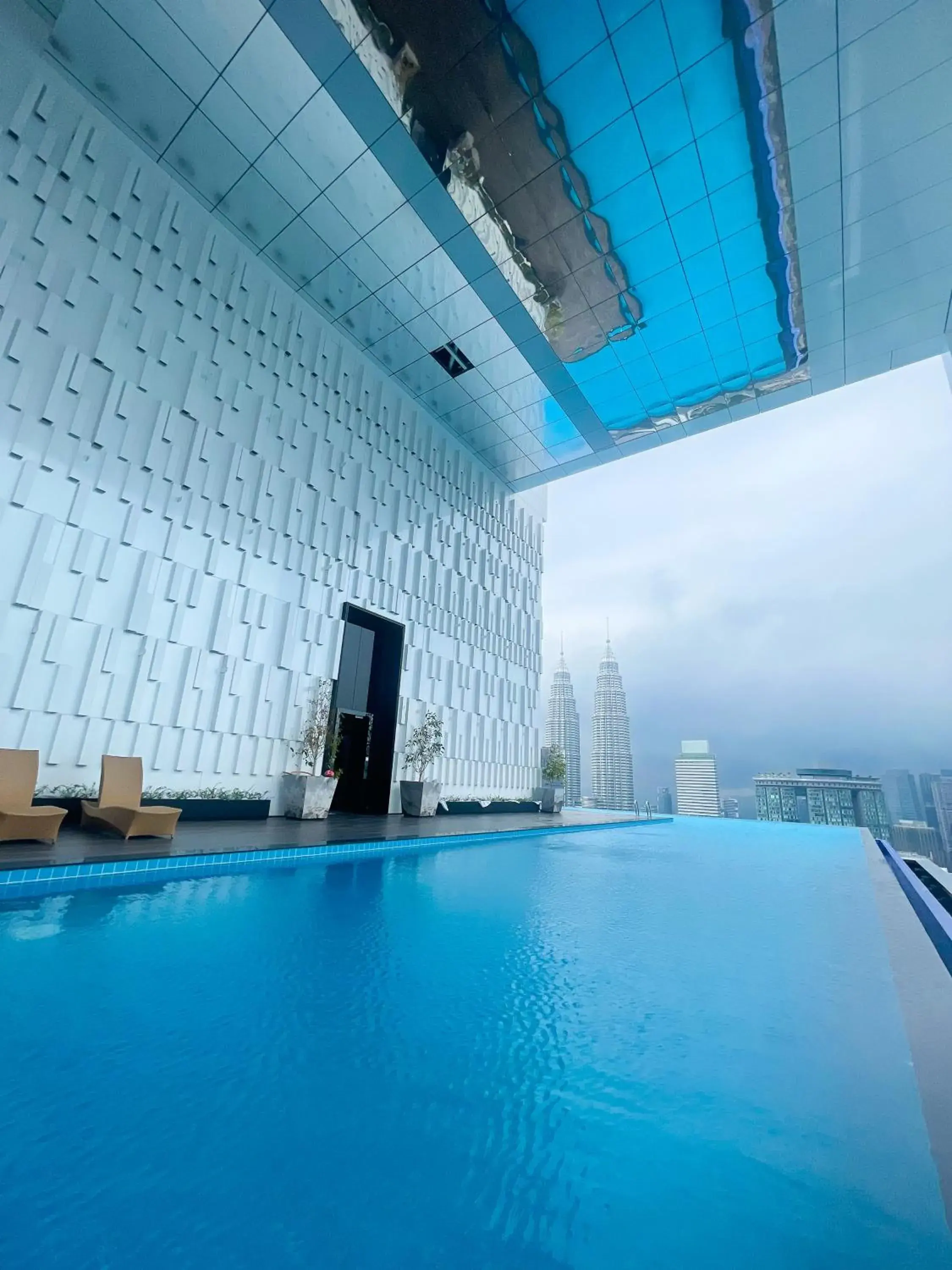 Swimming pool in Platinum 2 by DM Suites KLCC , Kuala Lumpur Swimming pool in Platinum 2 by DM Suites KLCC , Kuala Lumpur