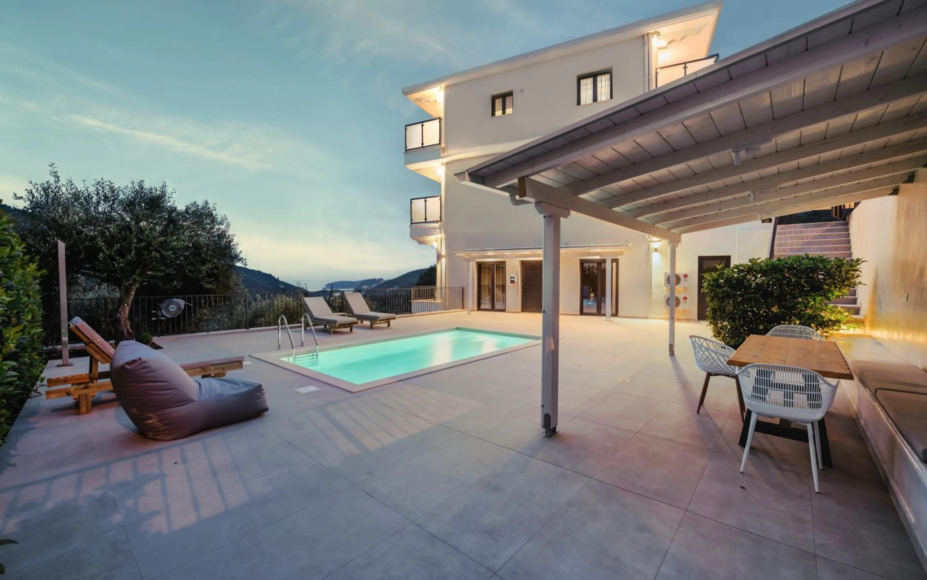 Suites of happiness