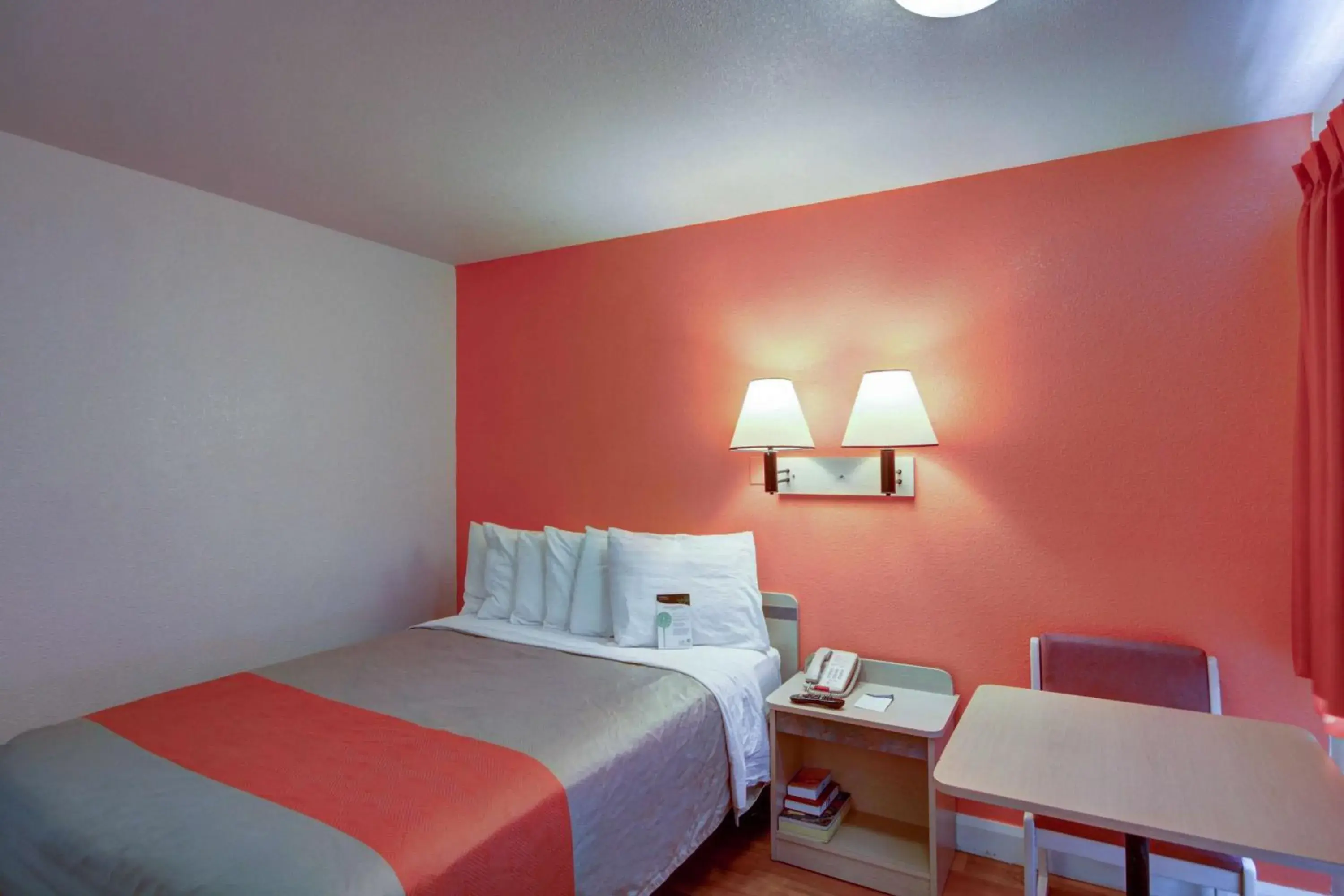 Photo of the whole room, Bed in Motel 6 Saint George, UT Photo of the whole room, Bed in Motel 6 Saint George, UT