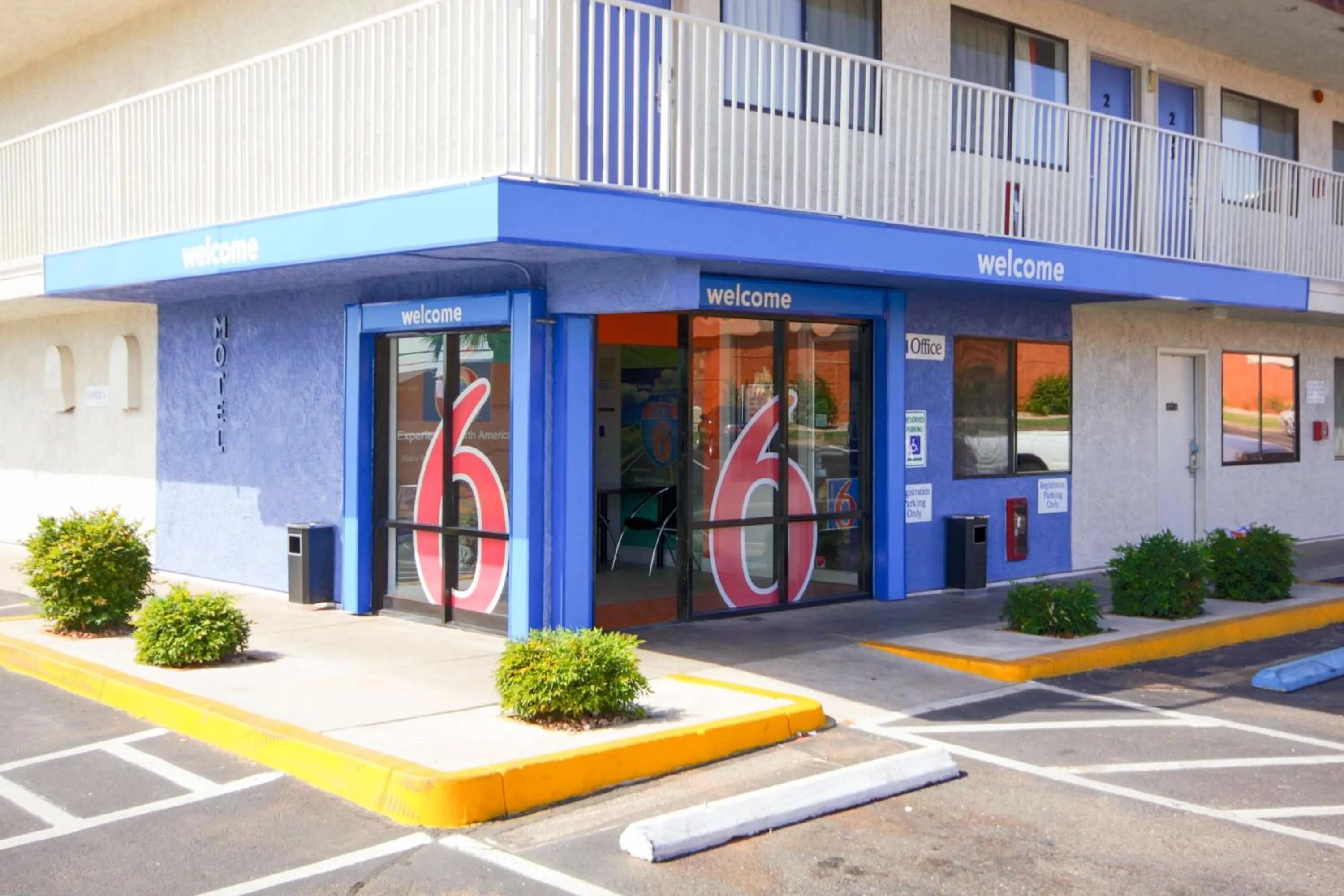 Property building in Motel 6 Saint George, UT