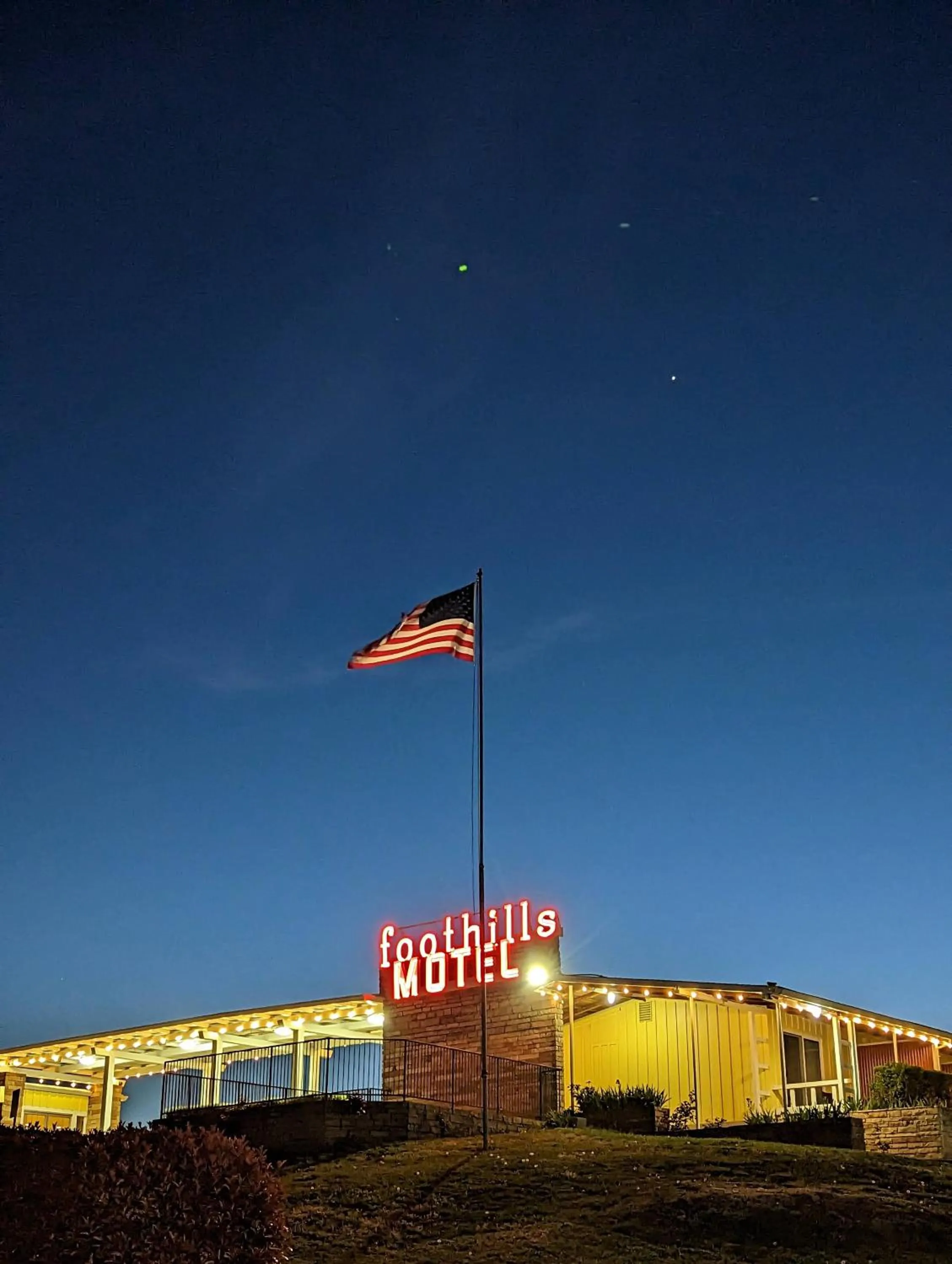 Property building in Foothills Motel