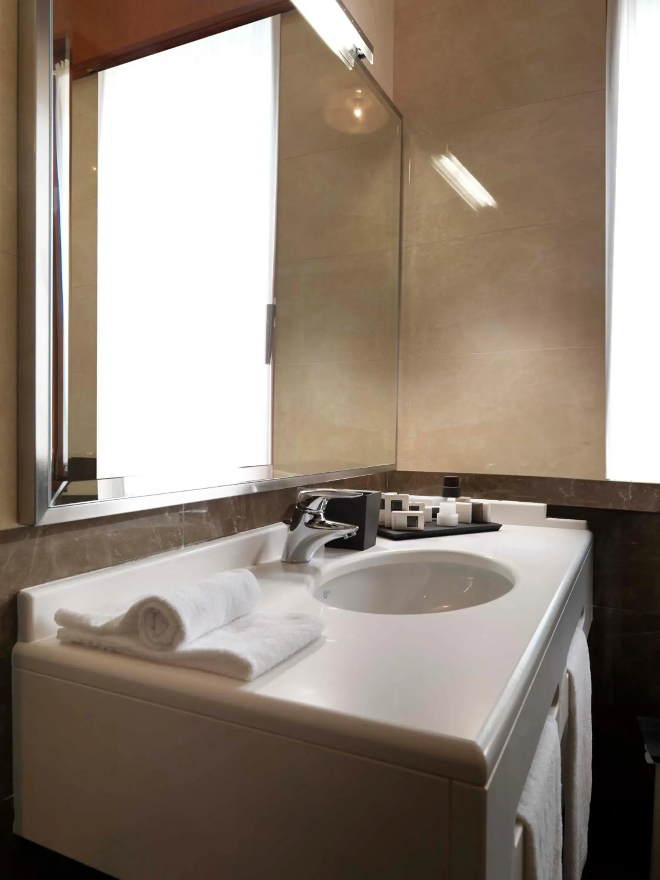 Bathroom in Hotel Al Pino Verde Bathroom in Hotel Al Pino Verde