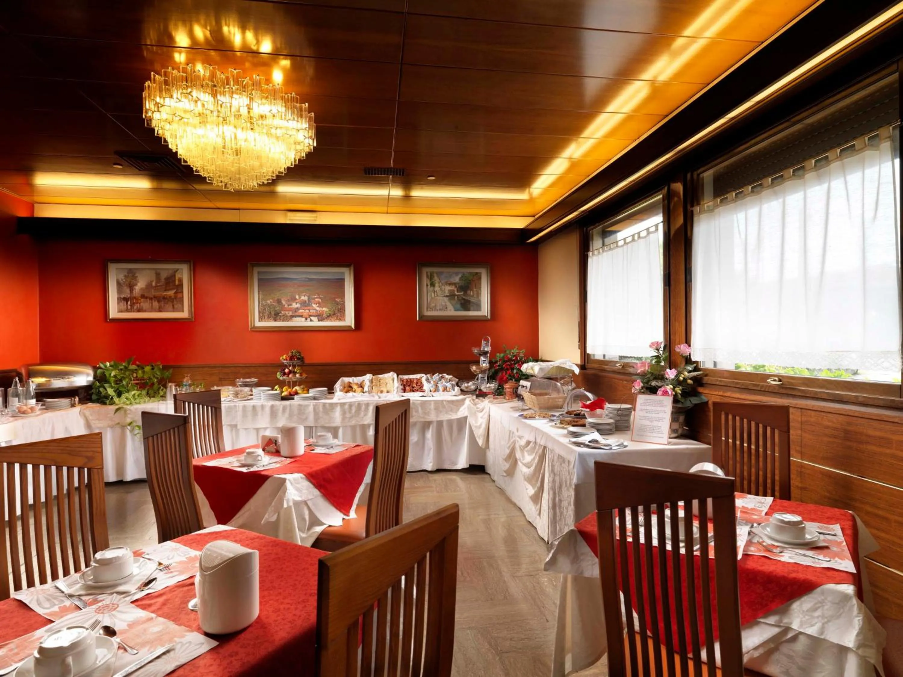 Restaurant/places to eat in Hotel Al Pino Verde