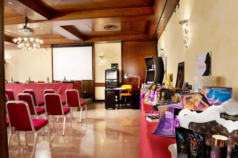 Business facilities in Hotel Al Pino Verde