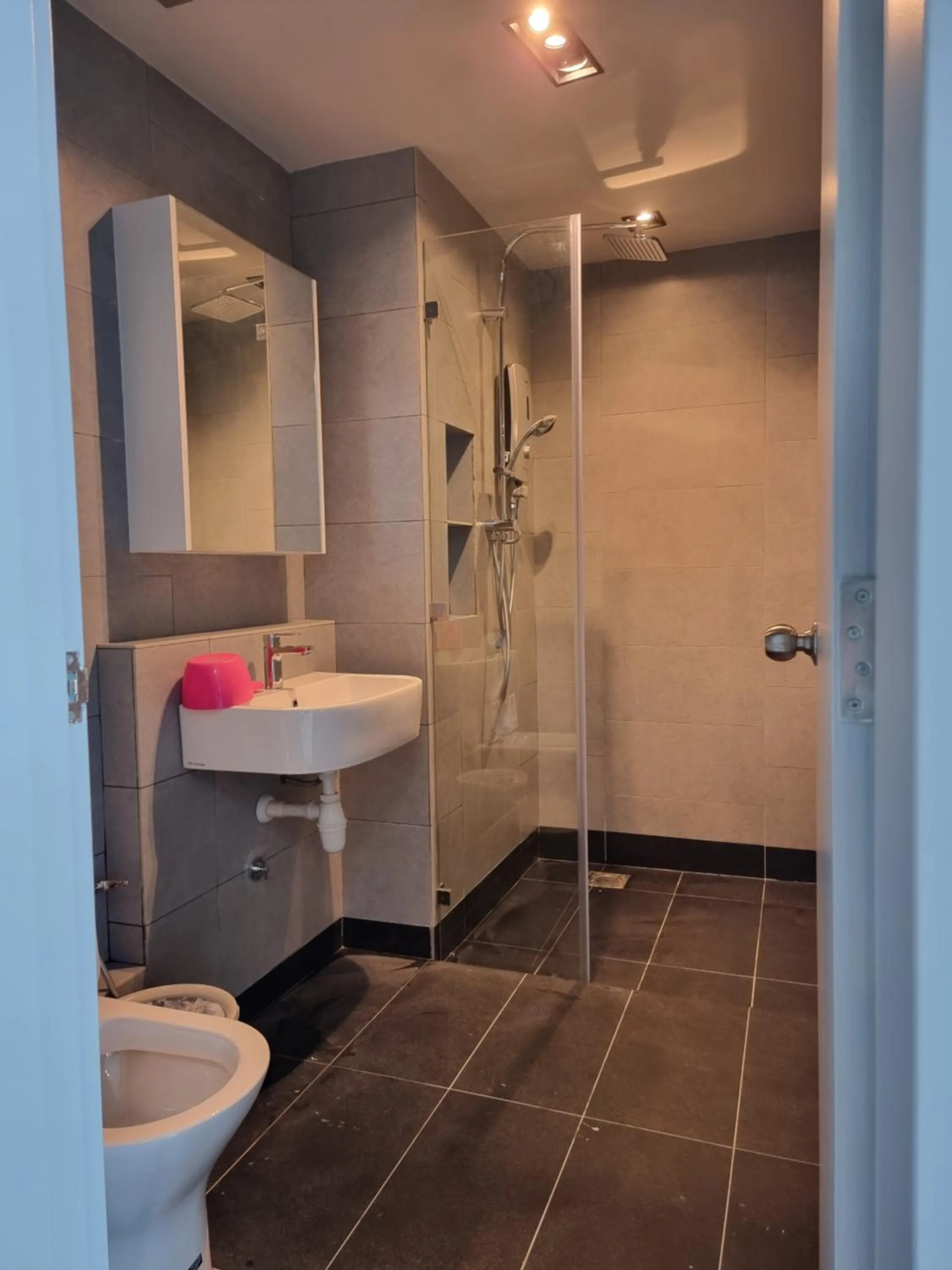 Bathroom in Nana Homestay - Jesselton quay
