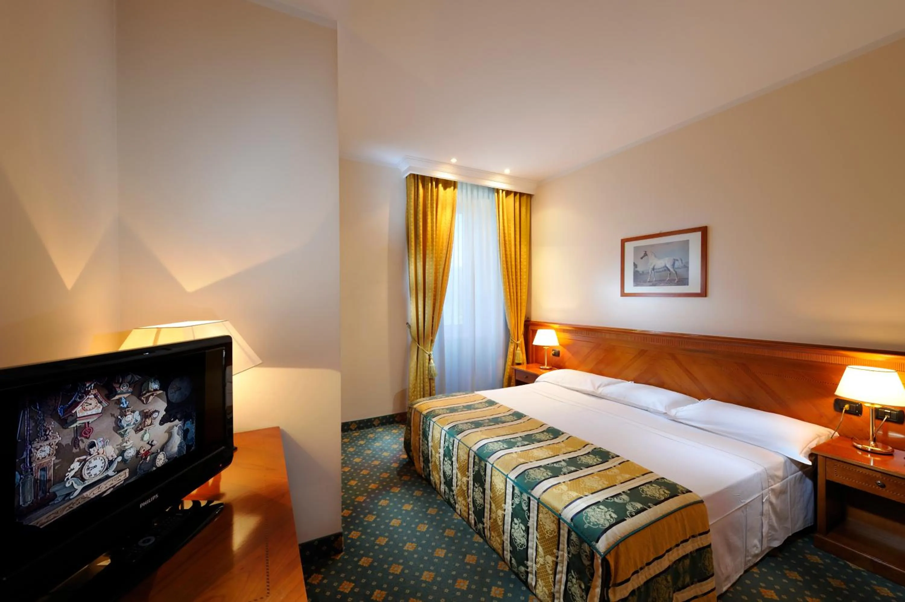 Bed in Hotel Eden