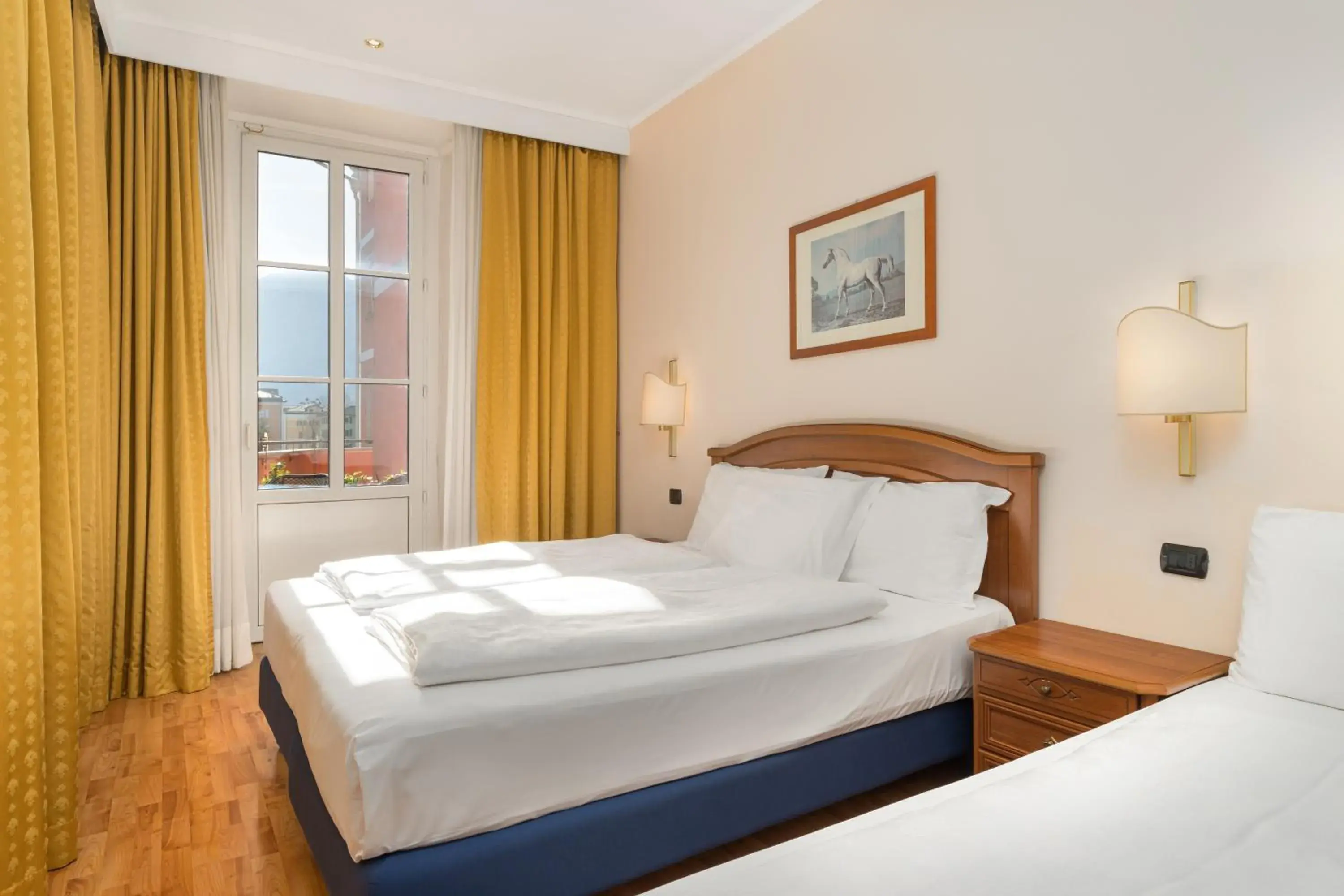 Triple Room in Hotel Eden Triple Room in Hotel Eden