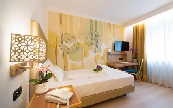 Bed in Hotel Eden