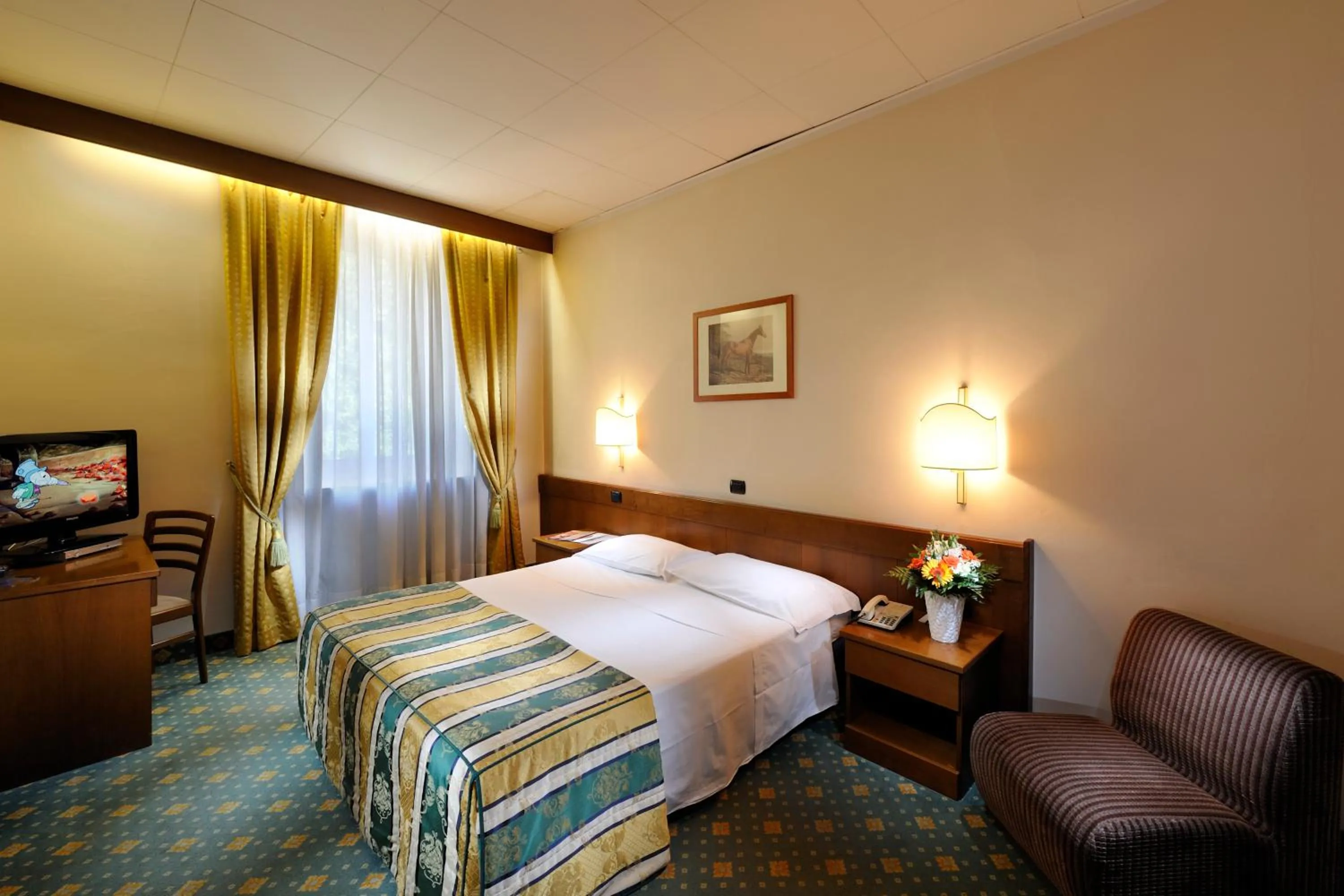Bed in Hotel Eden