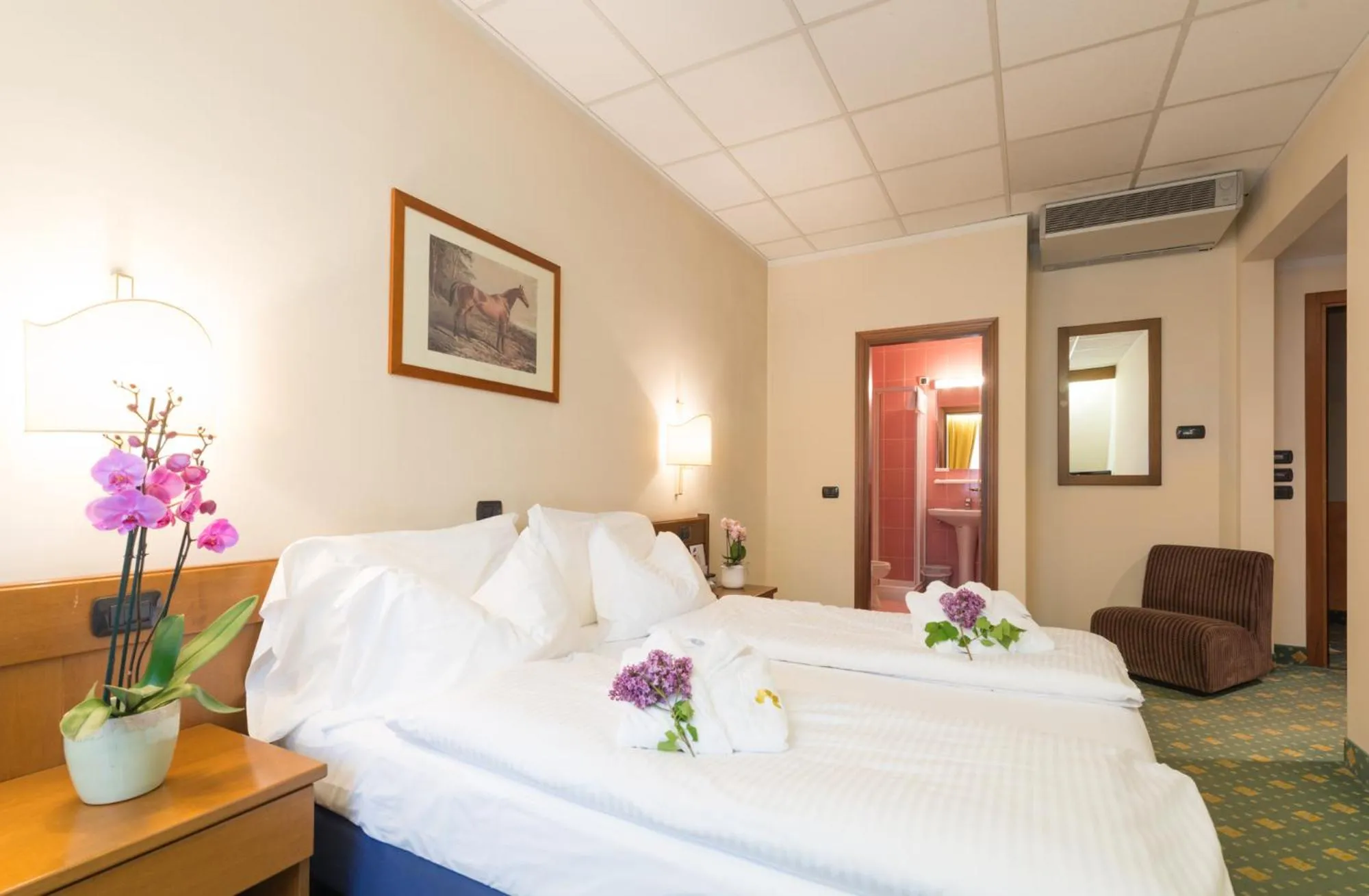 Bed in Hotel Eden