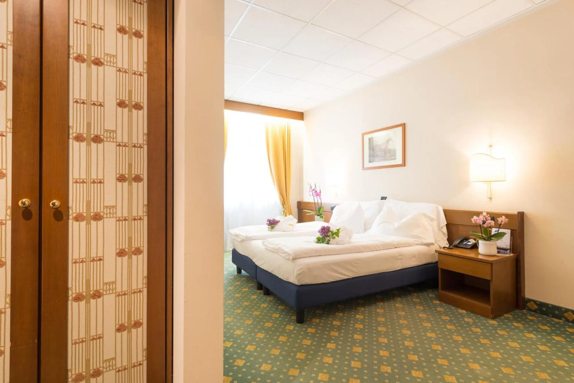Bed in Hotel Eden