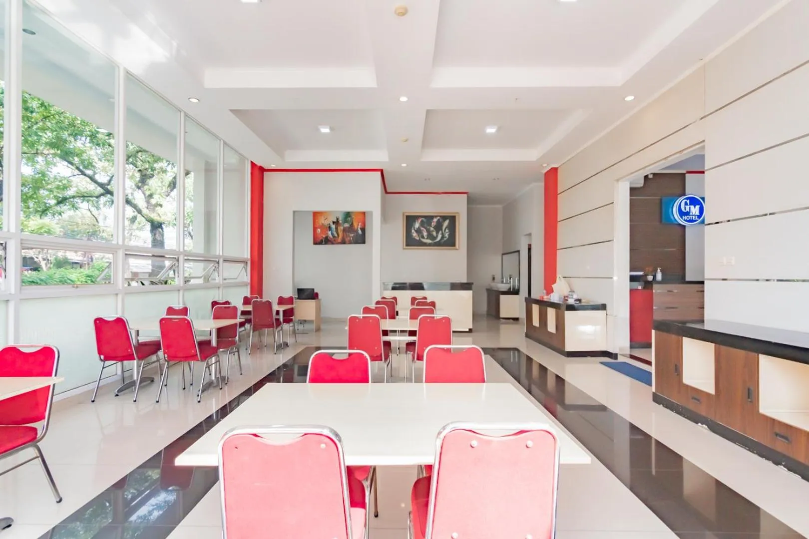 Restaurant/places to eat in Urbanview Hotel Grand Malabar Bandung
