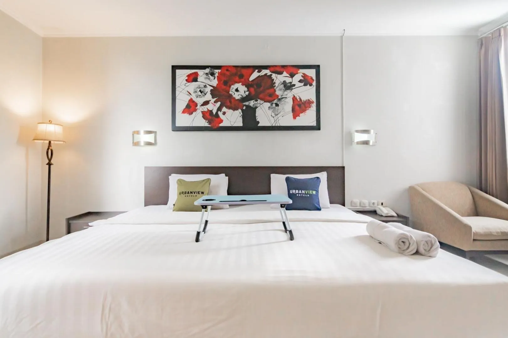 Bedroom, Bed in Urbanview Hotel Grand Malabar Bandung