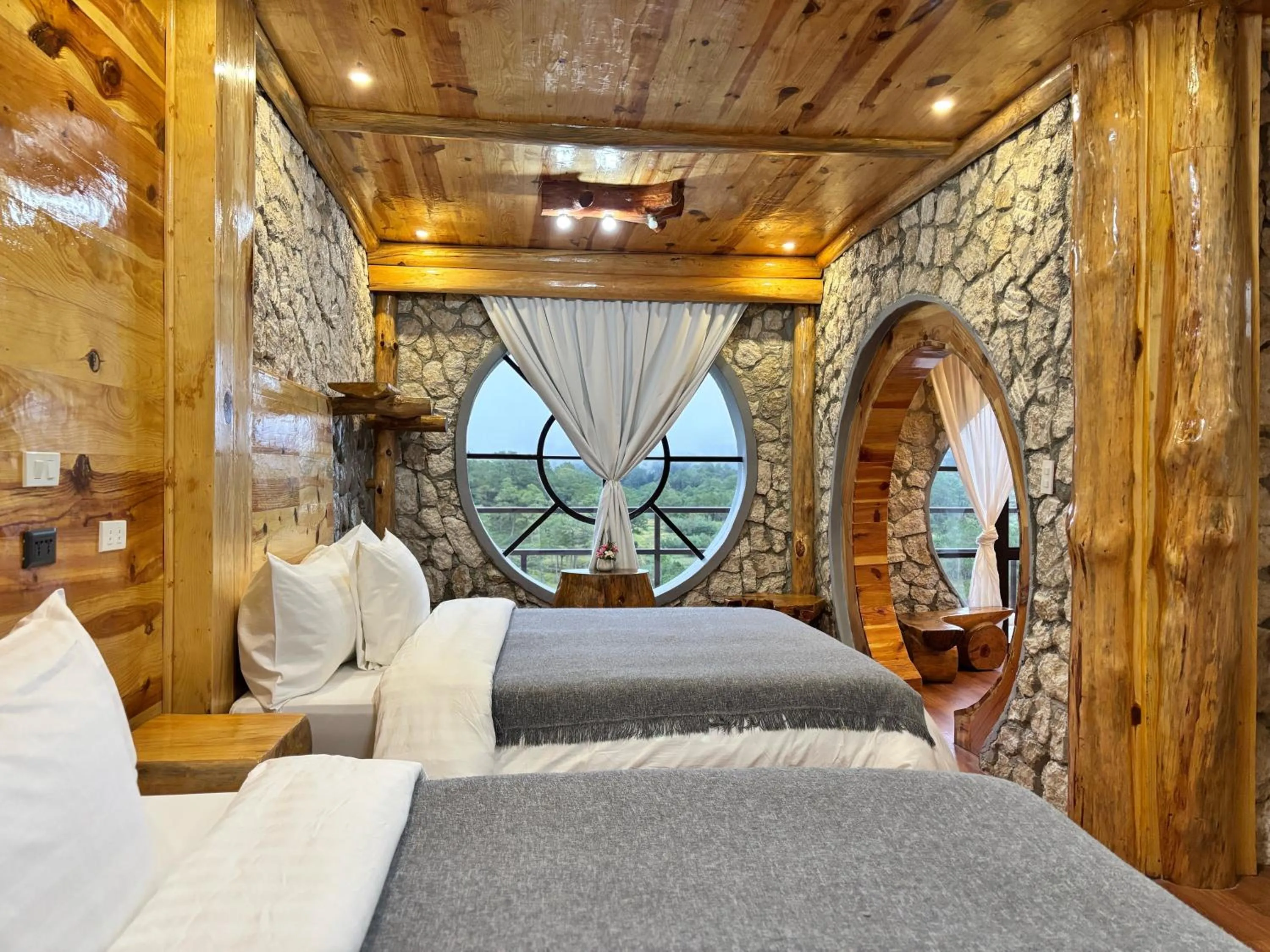 Bed in The Shire of Sagada