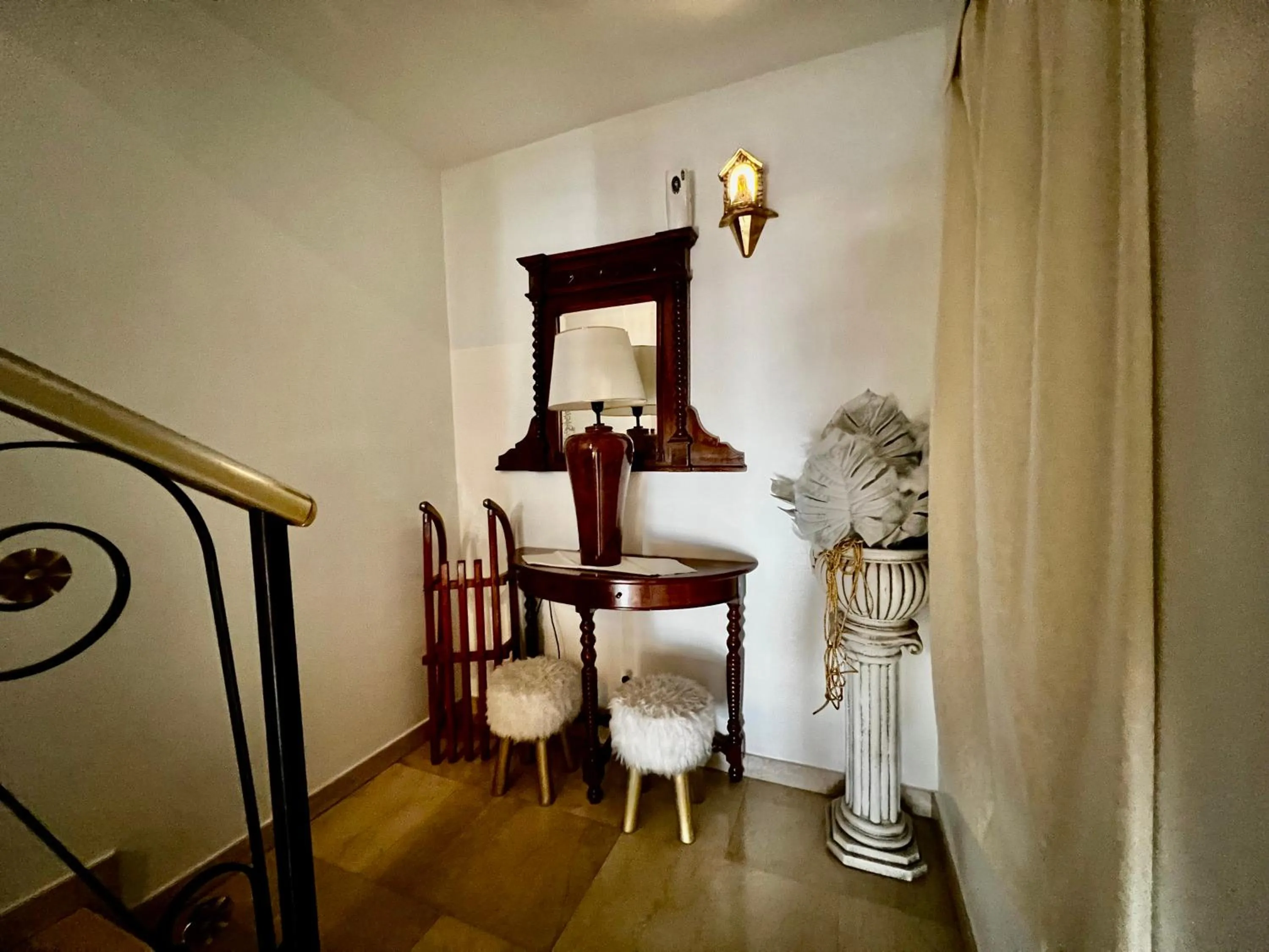 Decorative detail, Bed in Aurora