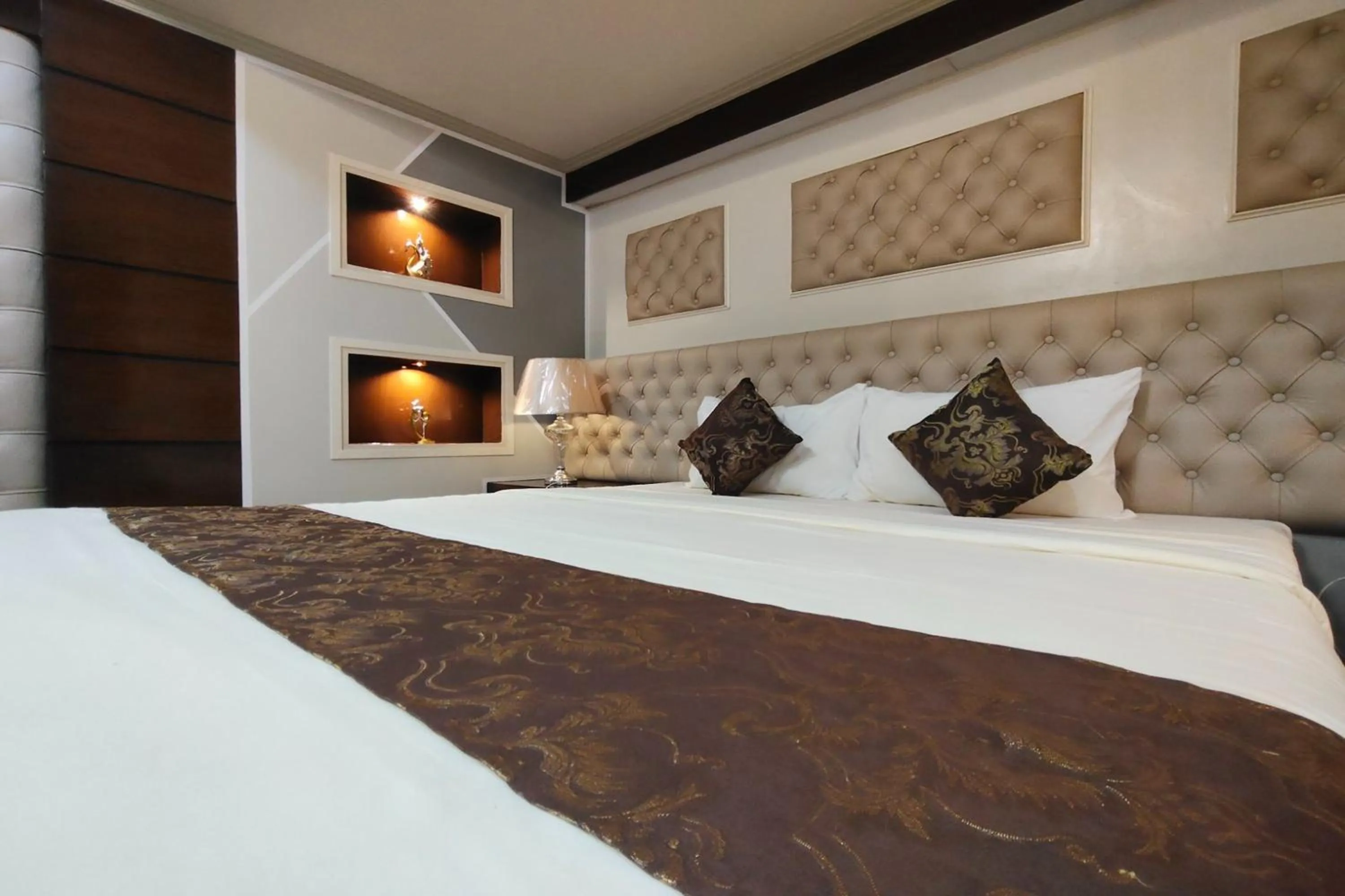 Bed in Bergamo Hotel Lingayen