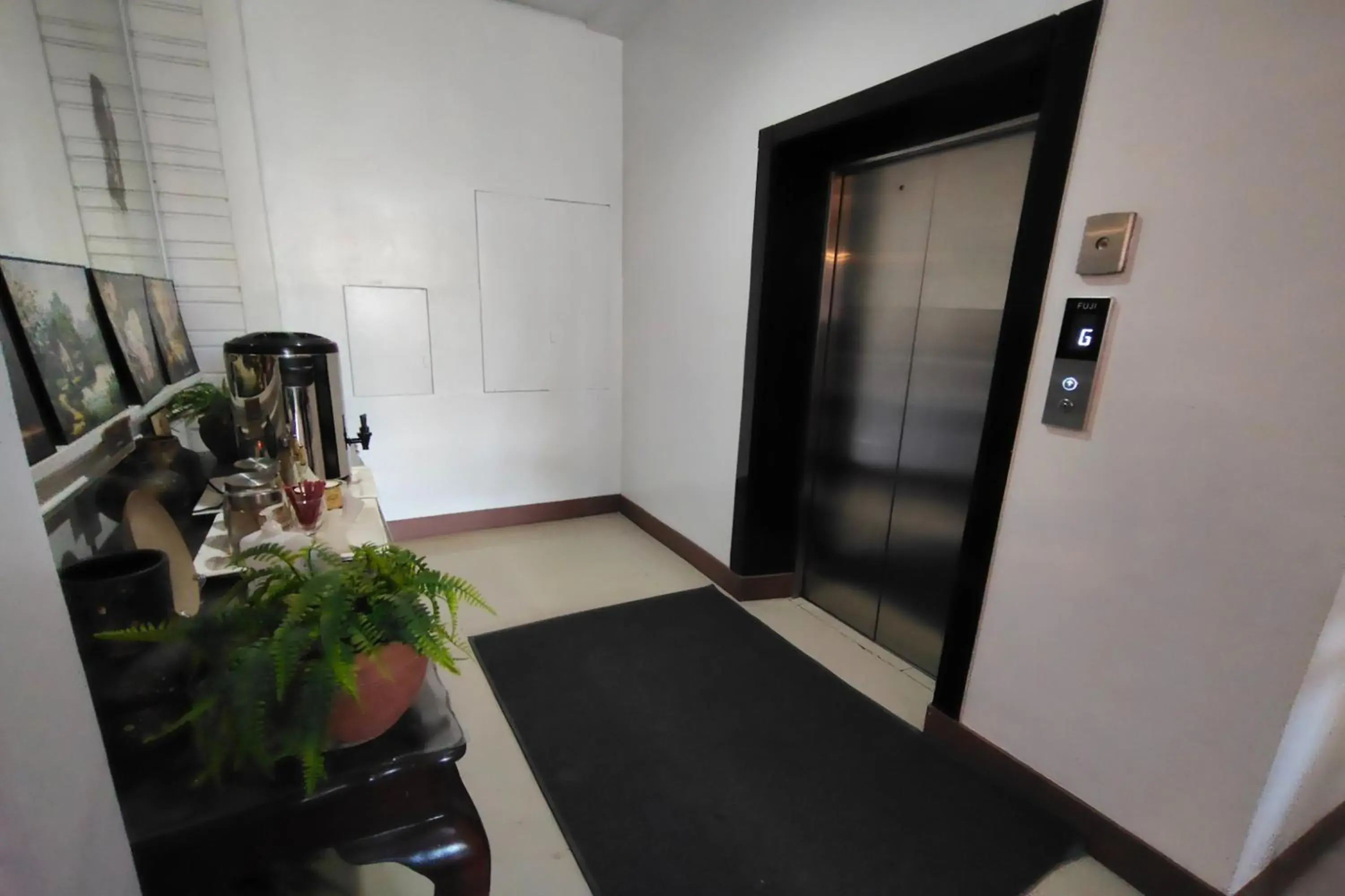 elevator in Bergamo Hotel Lingayen elevator in Bergamo Hotel Lingayen