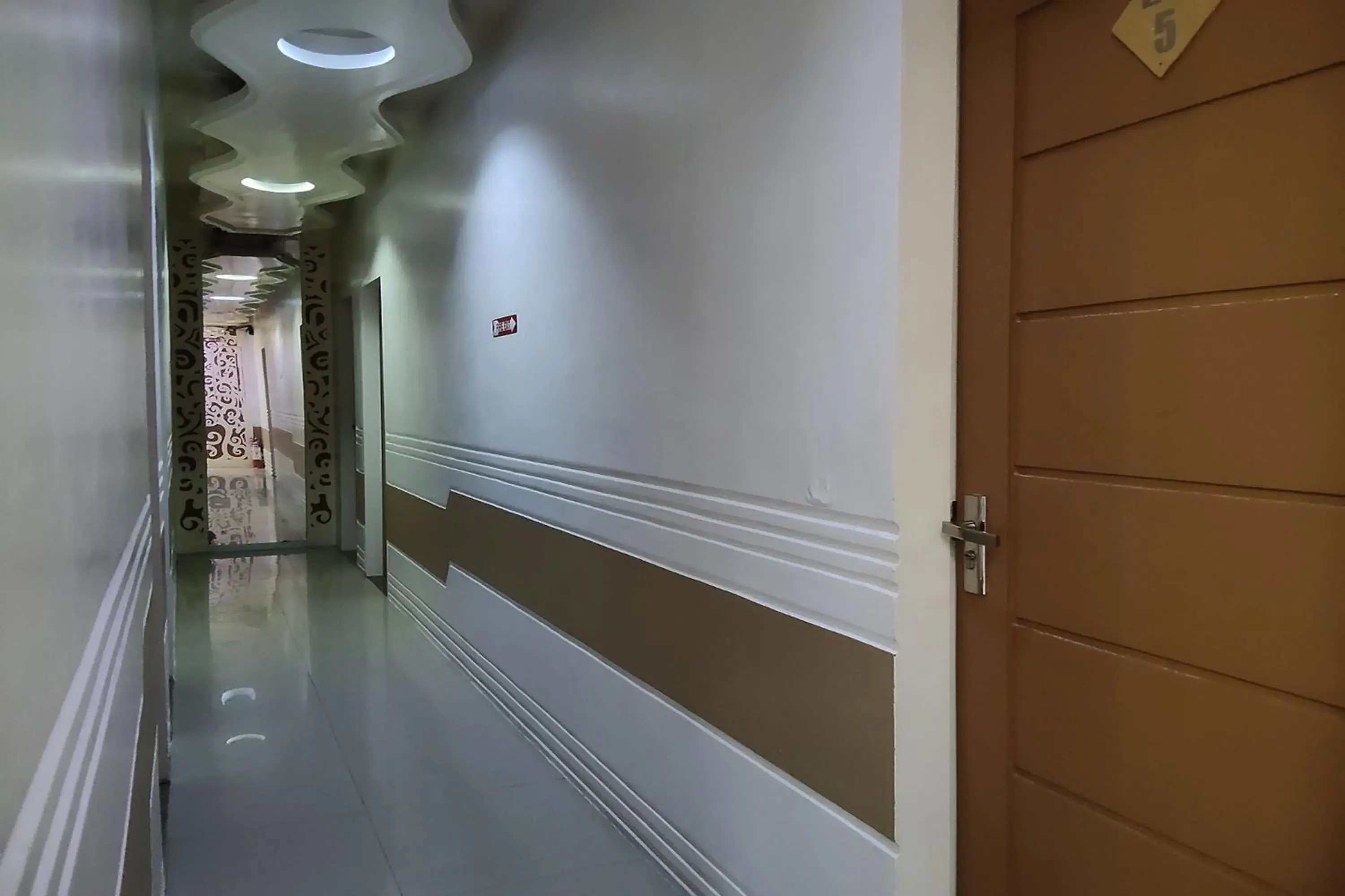 Lobby or reception in Bergamo Hotel Lingayen Lobby or reception in Bergamo Hotel Lingayen