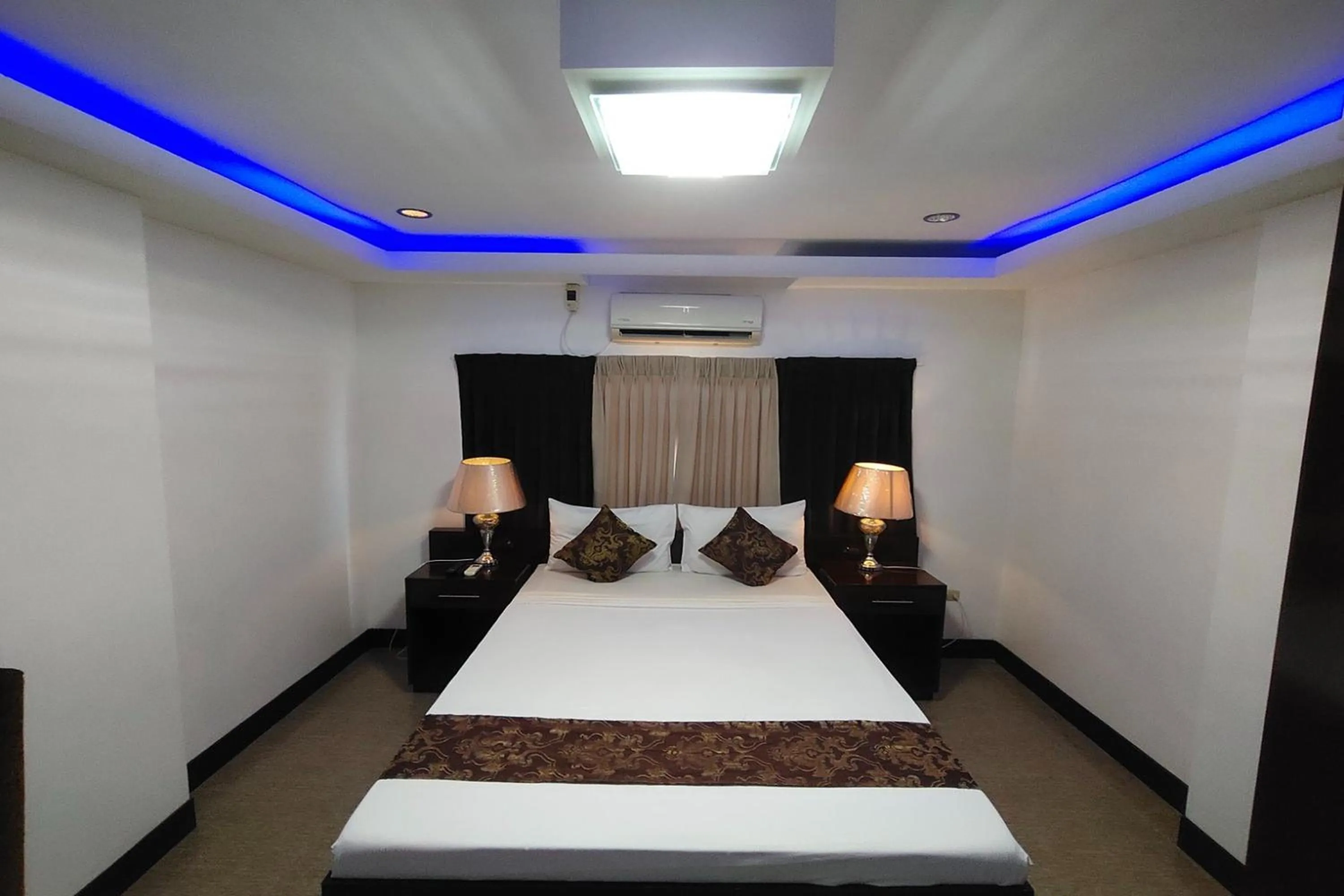 Bed in Bergamo Hotel Lingayen