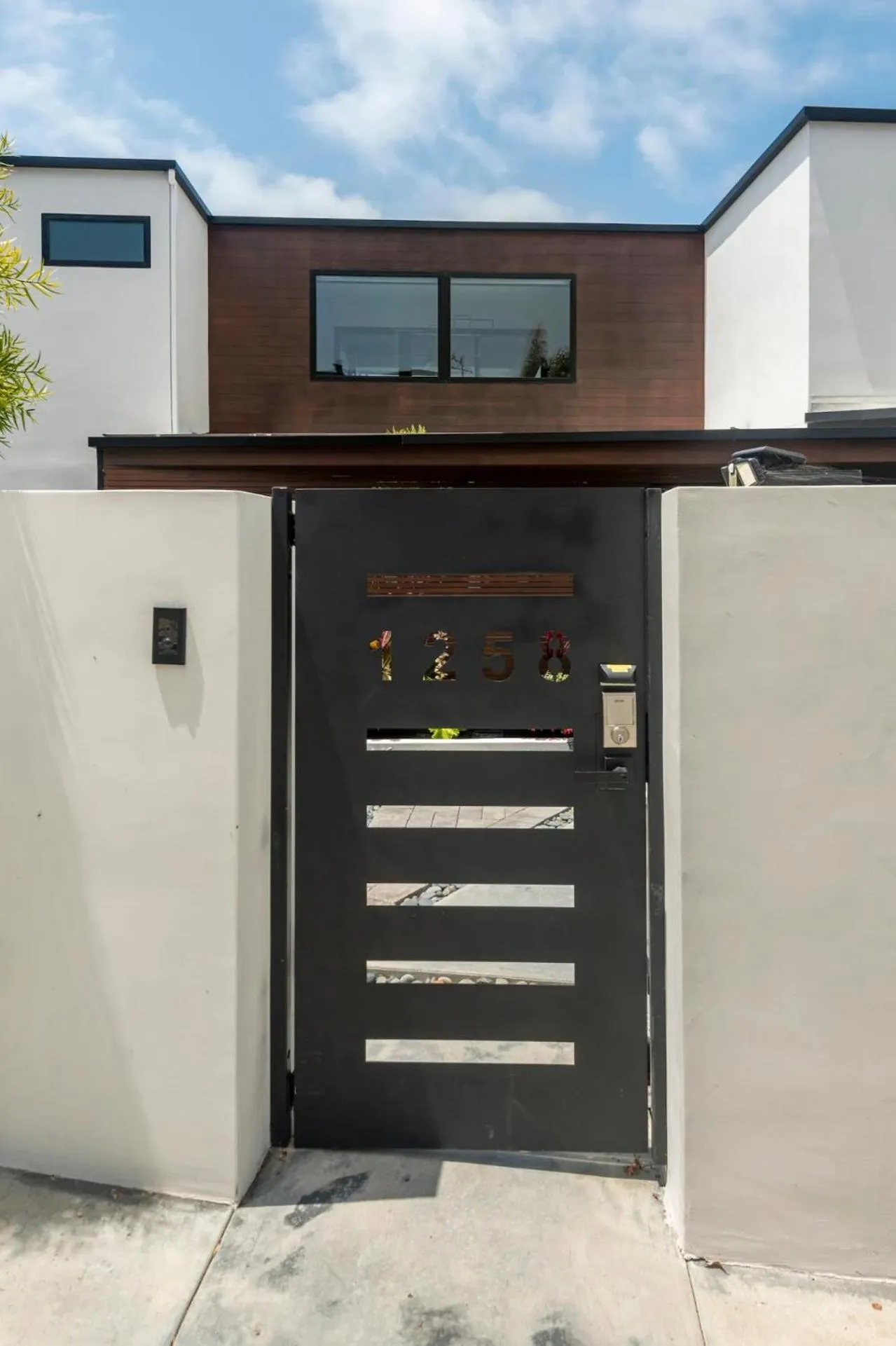 Facade/entrance in Contemporary Ocean Sunset Views with Firepit Pt Loma close to PLNU