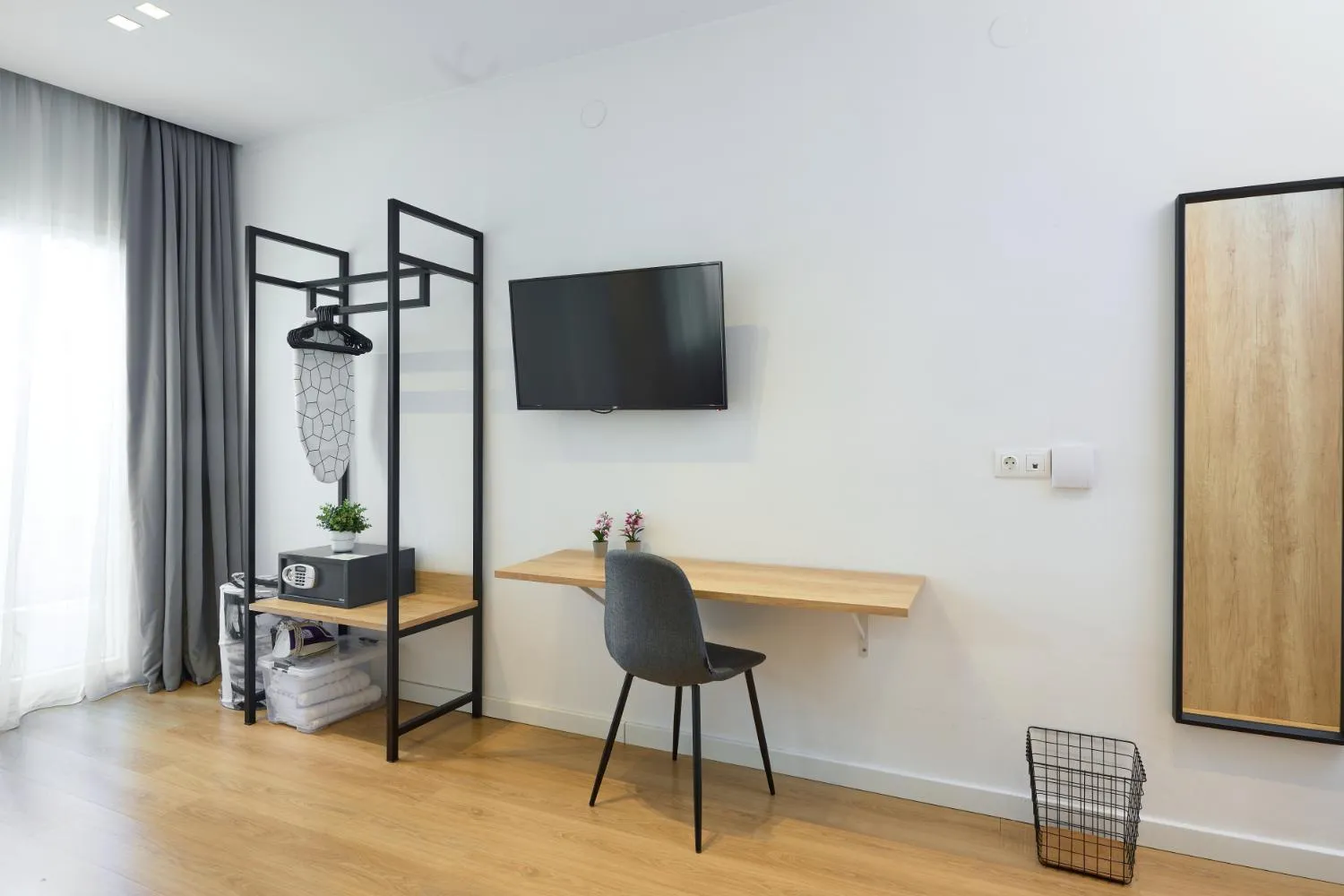 Decorative detail in Elephant Suites