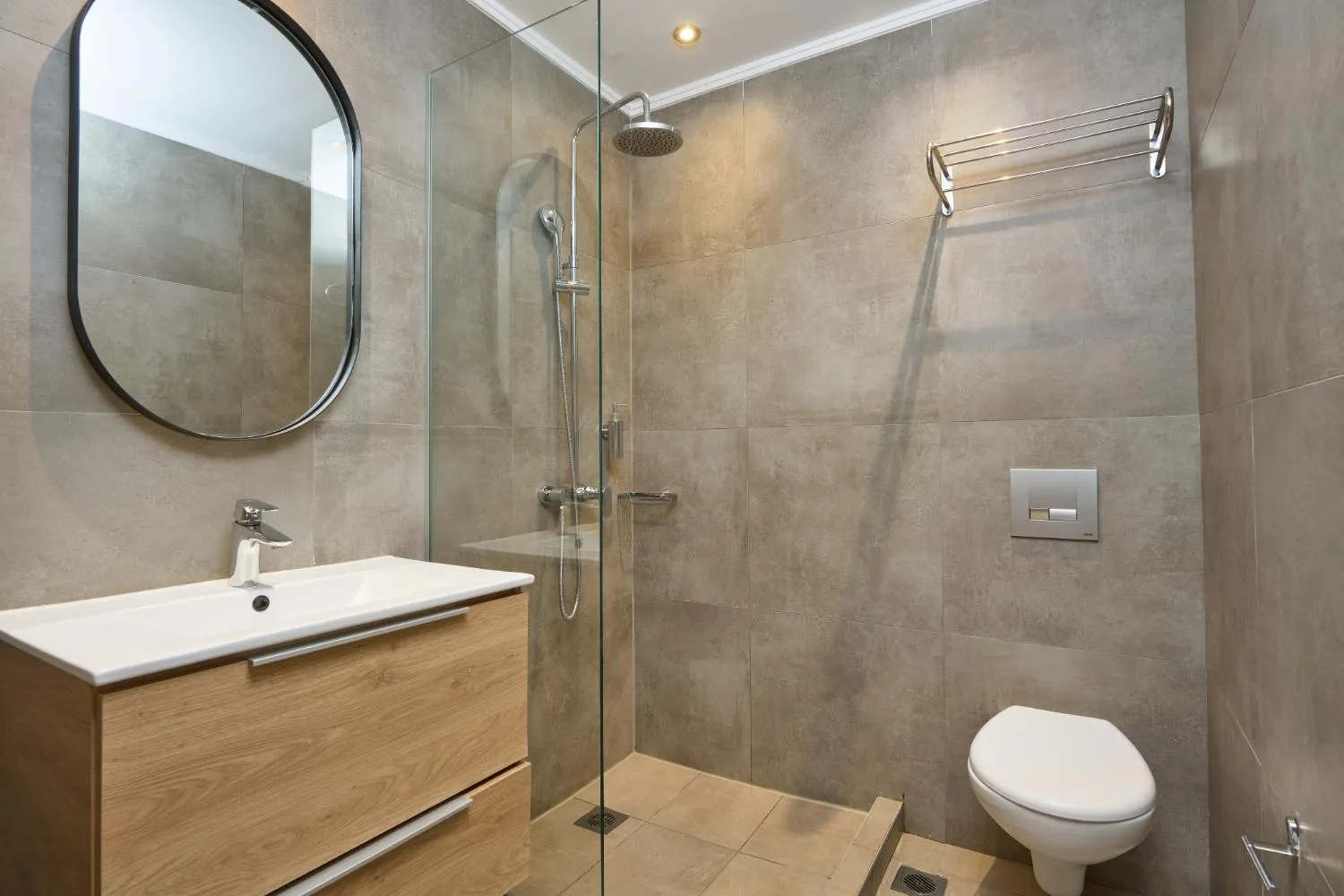 Shower in Elephant Suites