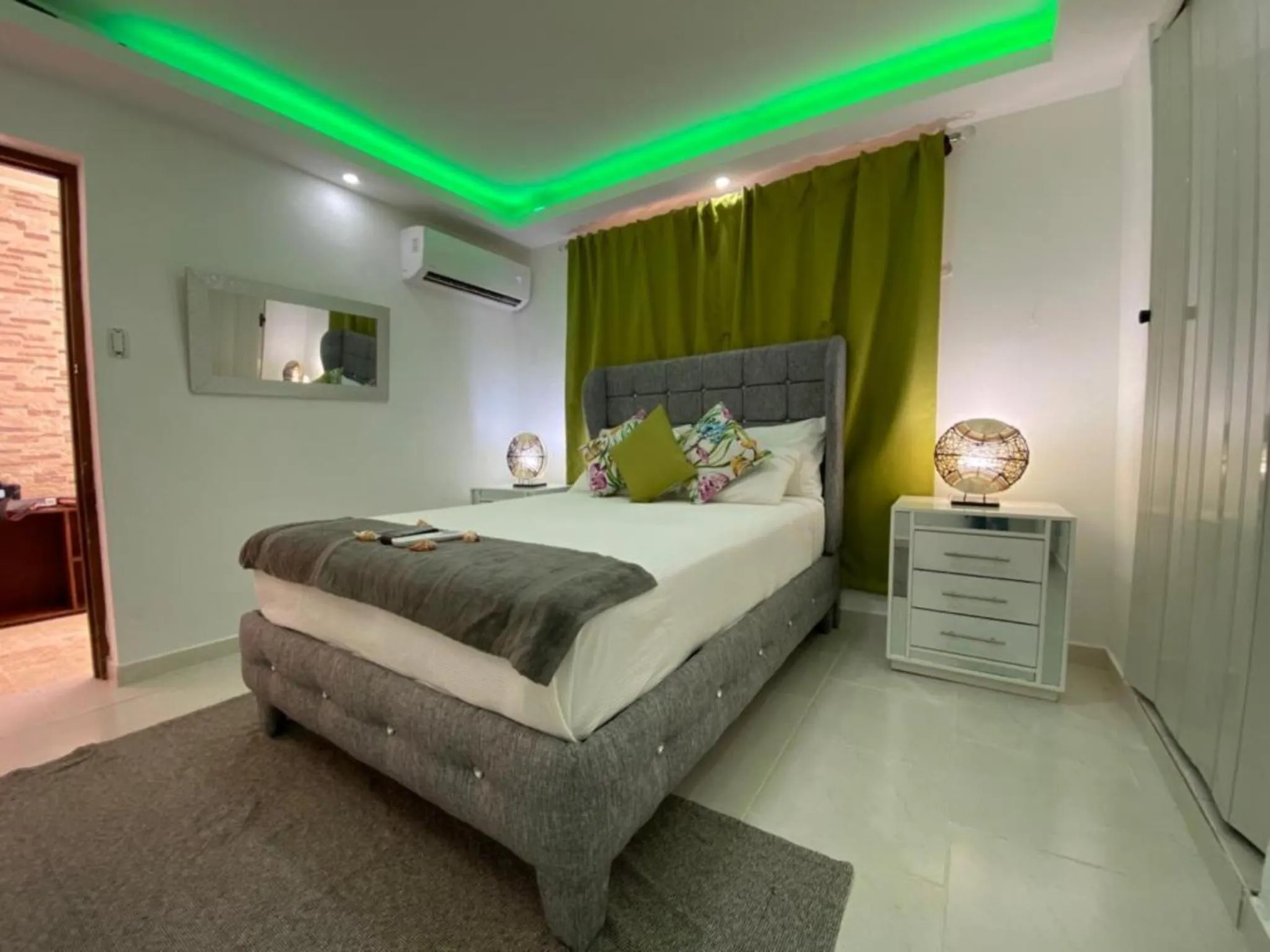 Cozy 1bd with common Jacuzzi