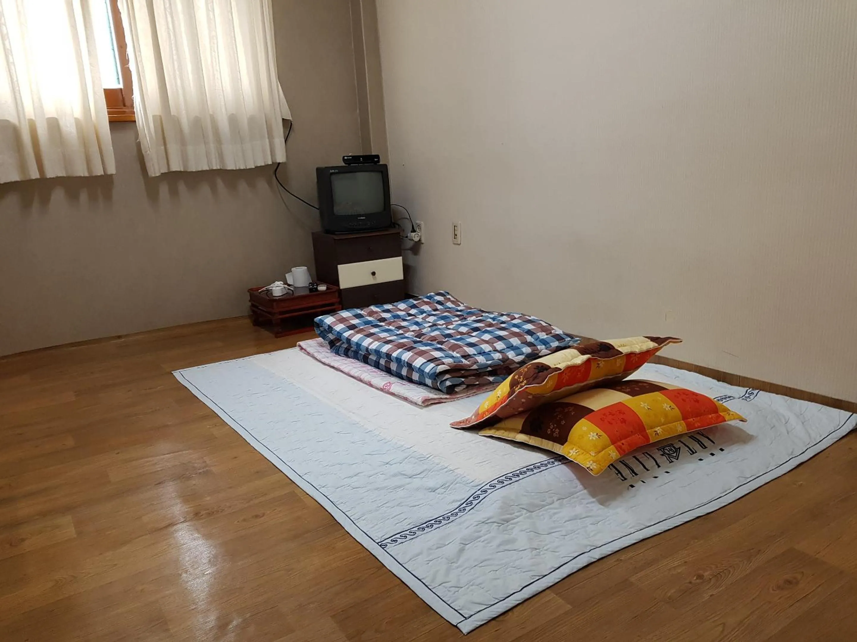 Small Double Room in Samcheongdong Korea Guesthouse