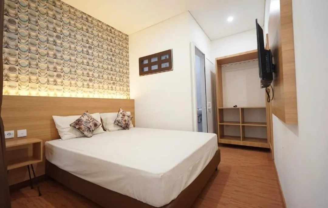 Bedroom in SENAYAN SUITES