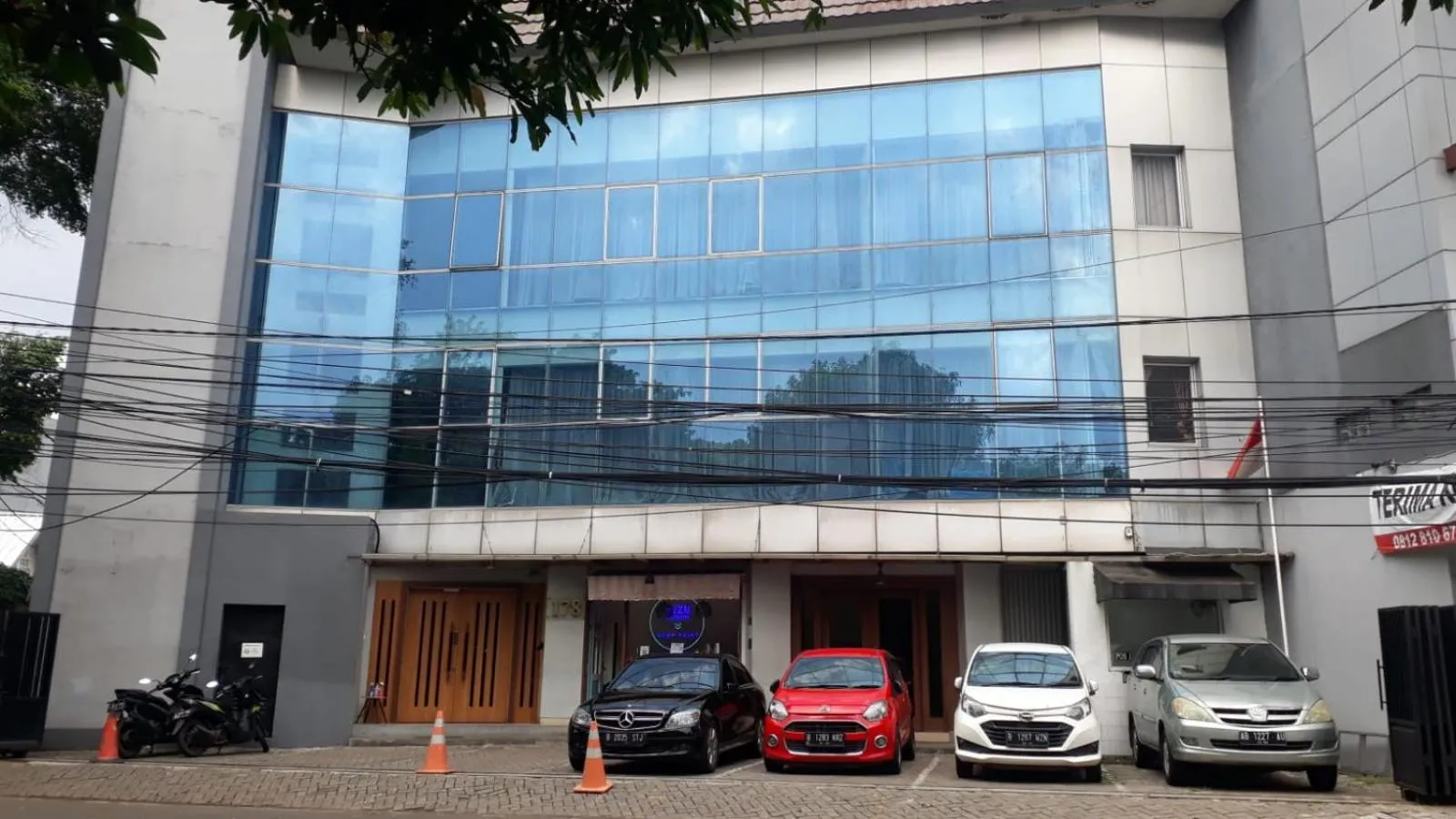 Property building in SENAYAN SUITES