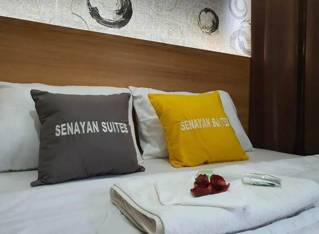 Bedroom in SENAYAN SUITES