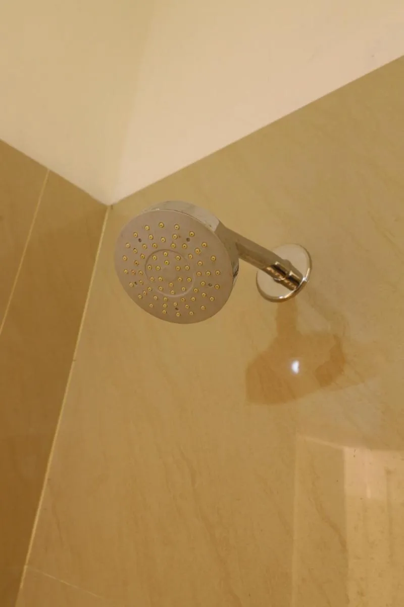 Shower in La Smart Stays