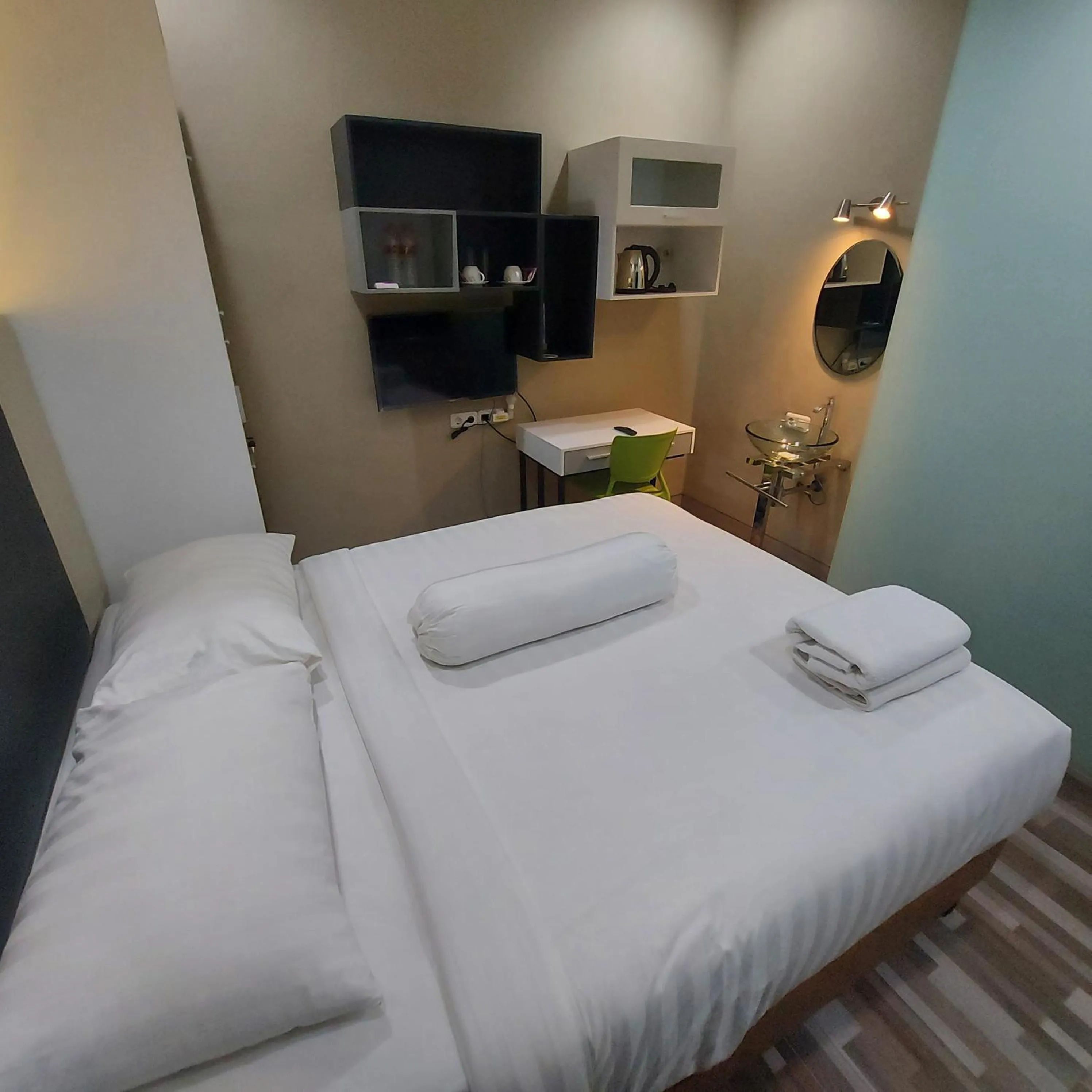 Bedroom, Bed in Rumah Familiku 1 Syariah