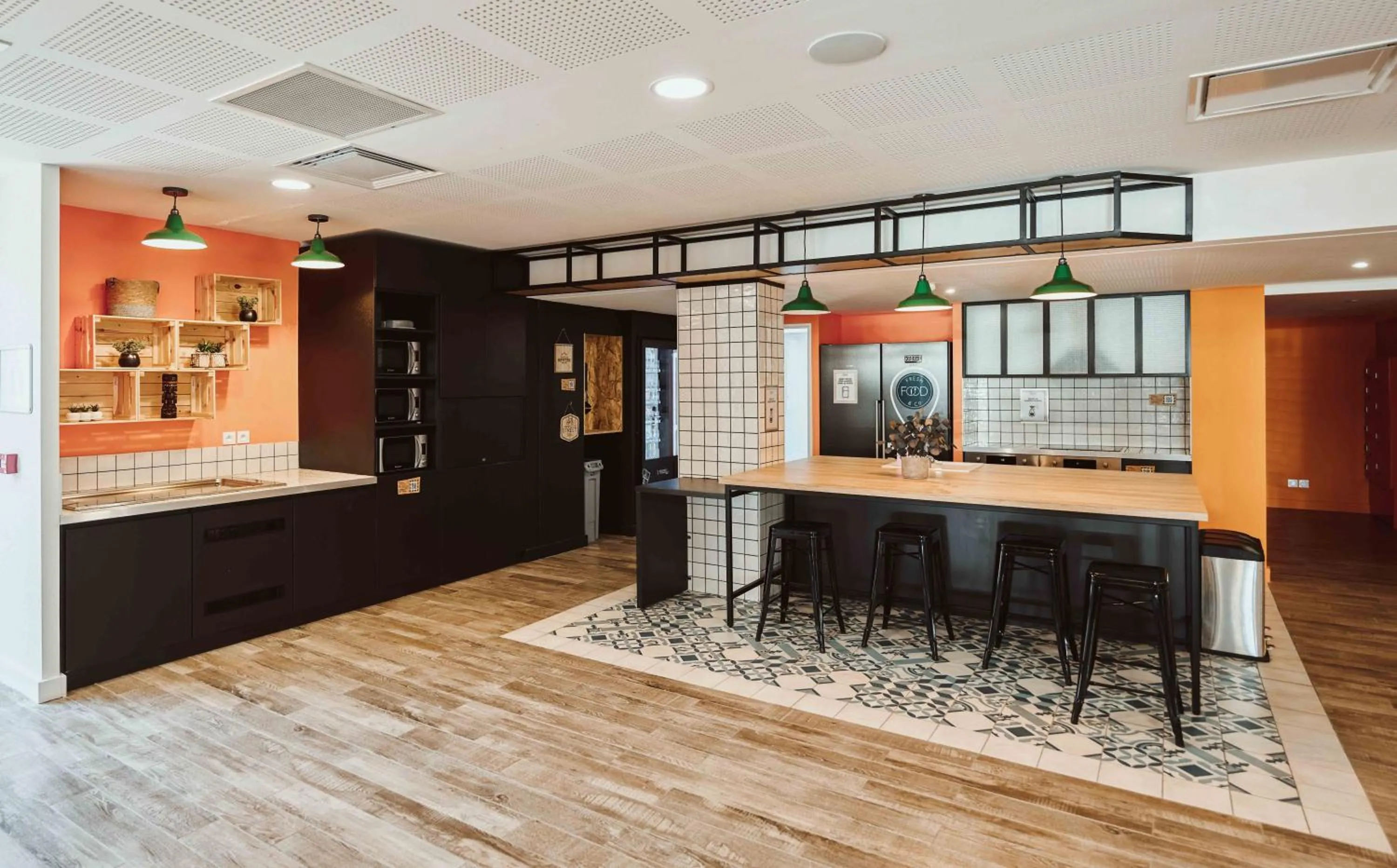 kitchen in Kabane Montpellier