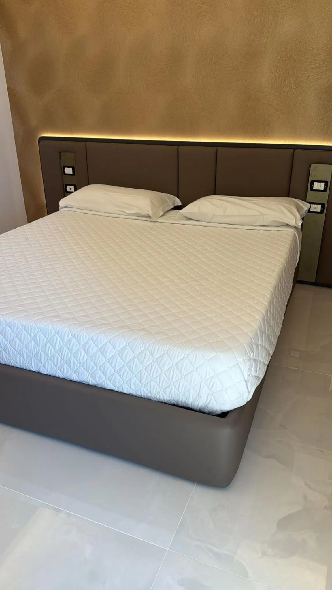 Bed in Hotel Kursaal