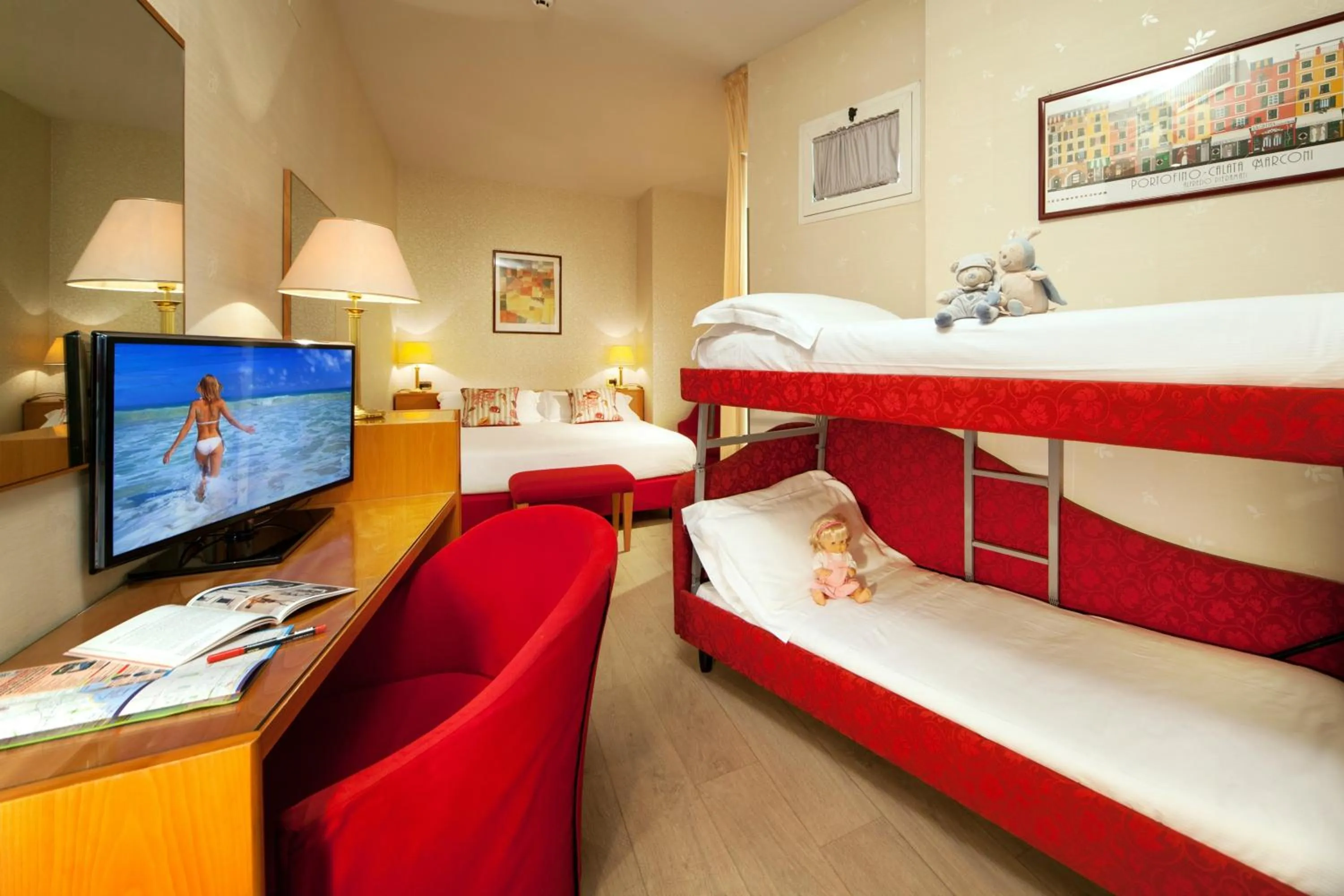 Photo of the whole room, Bed in Hotel Kursaal
