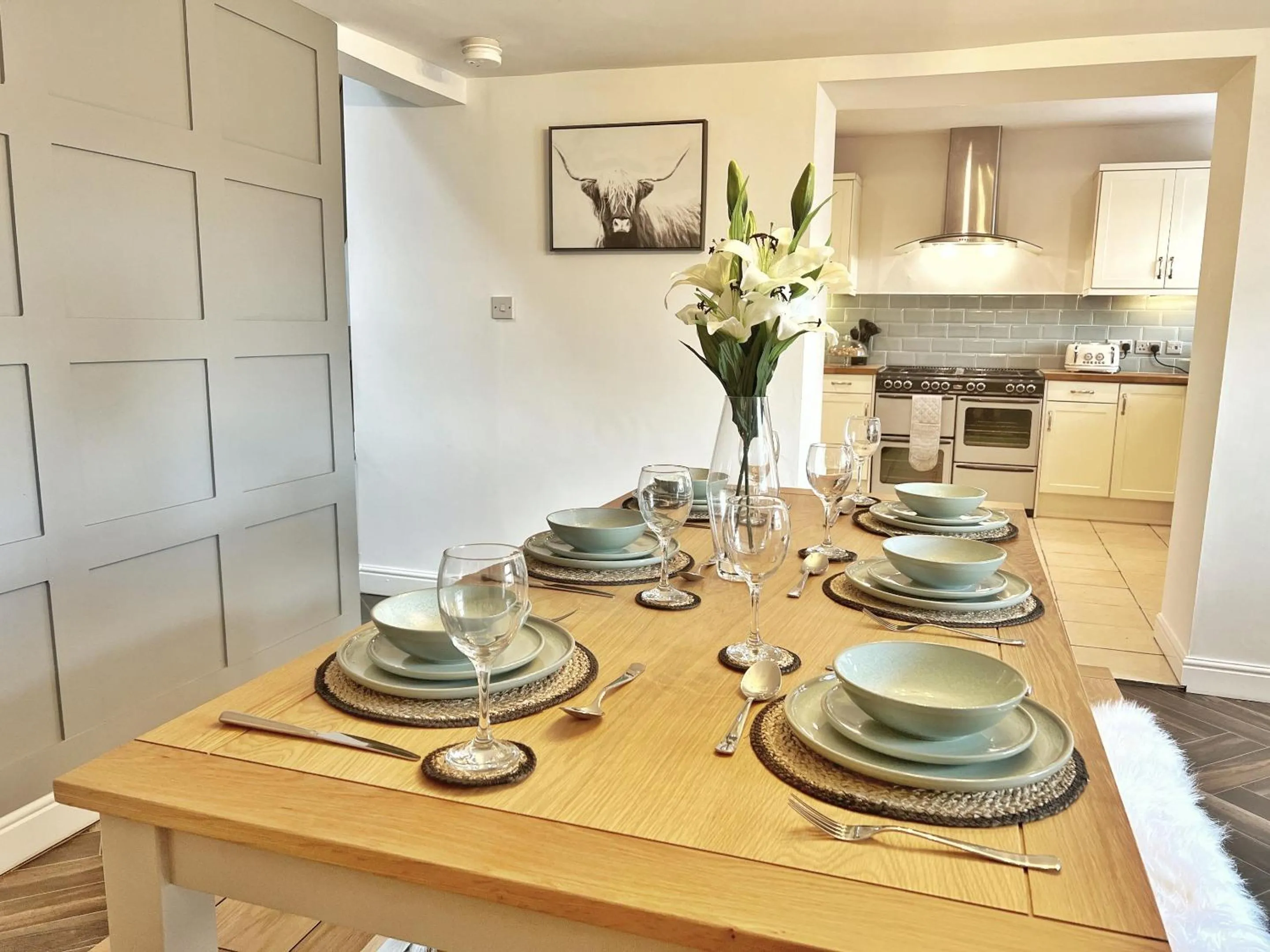 Dining area in The Old Butchers Cottage