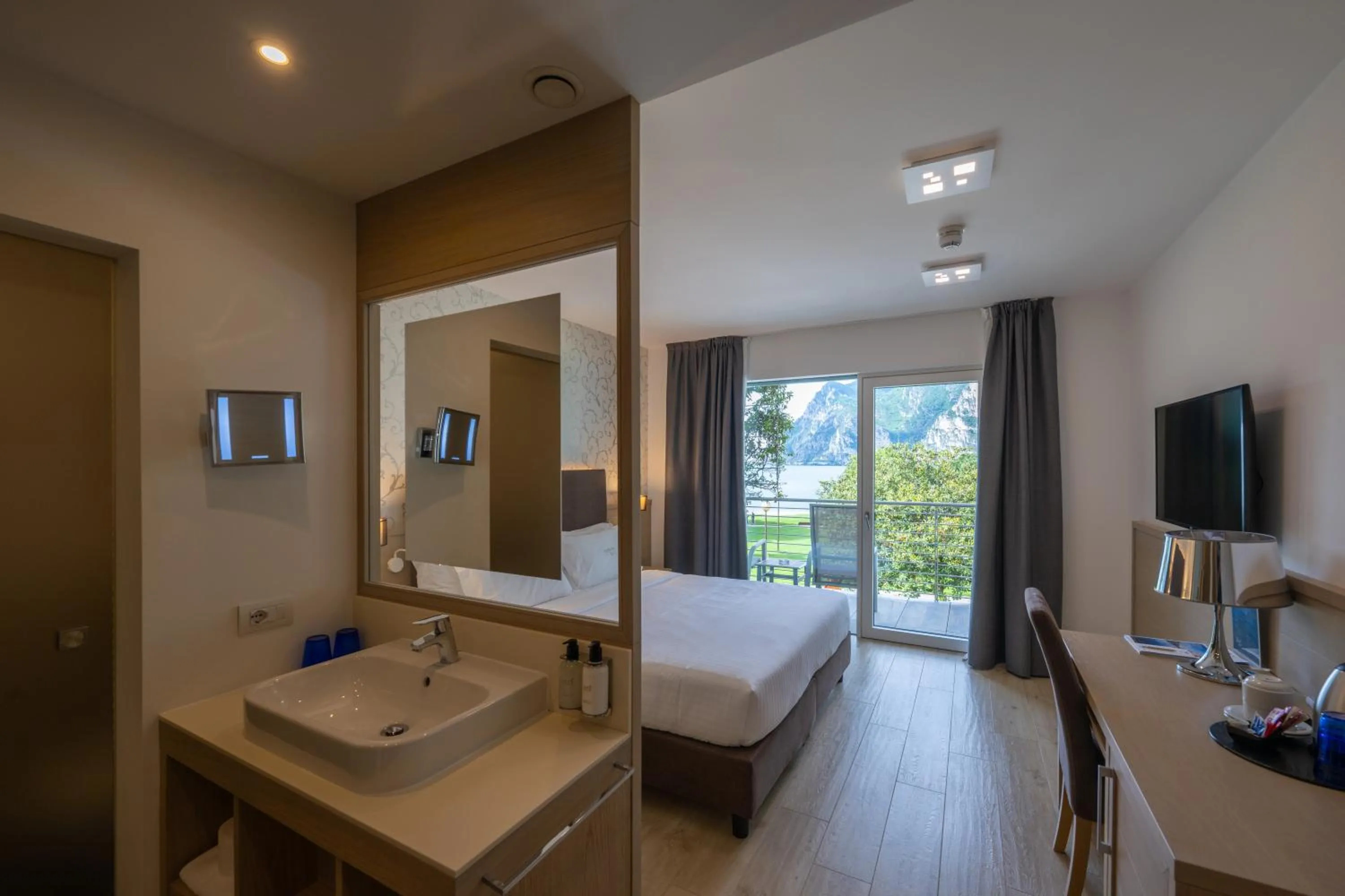 Photo of the whole room in Hotel Bellariva