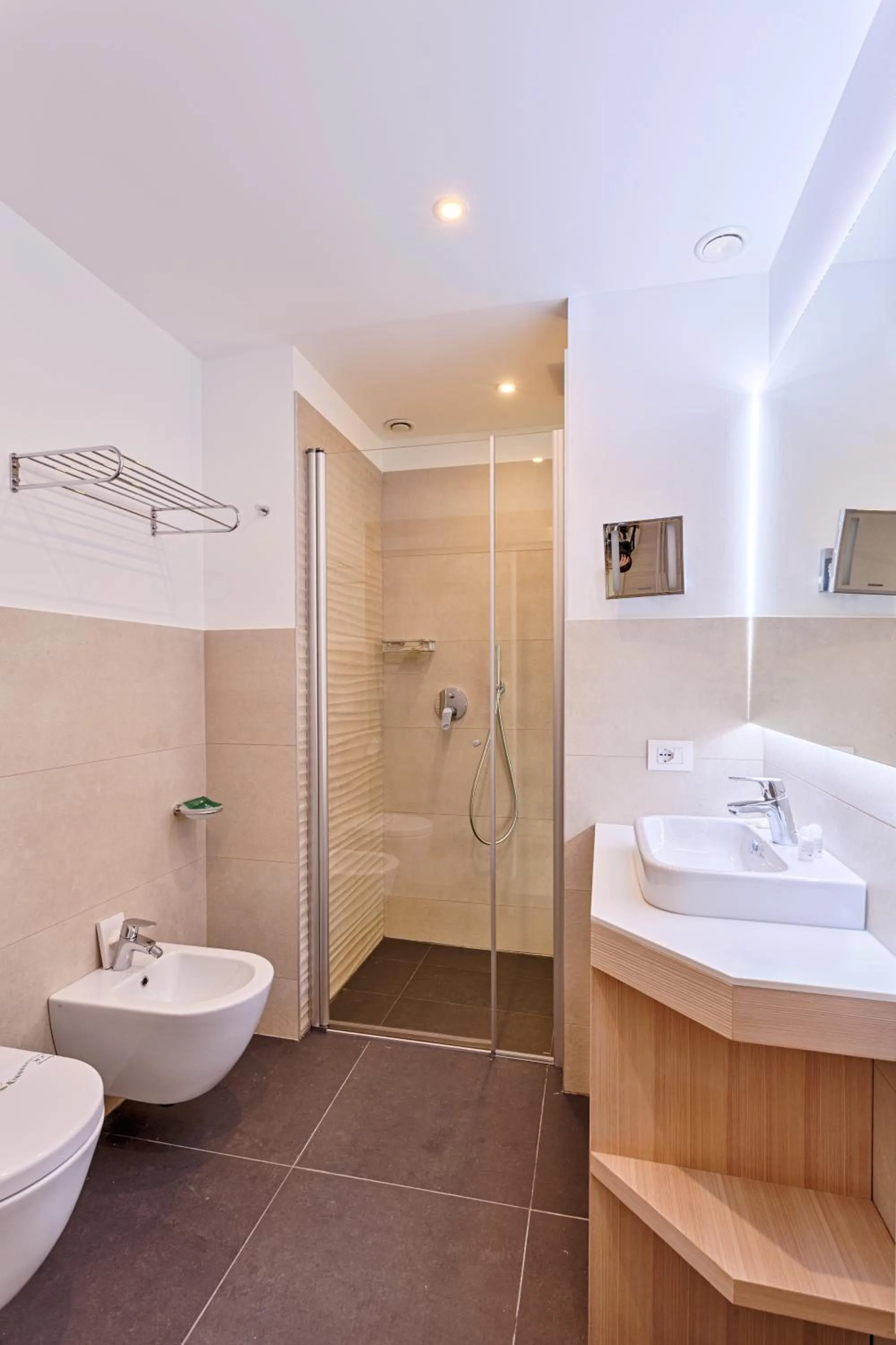 Shower in Hotel Bellariva