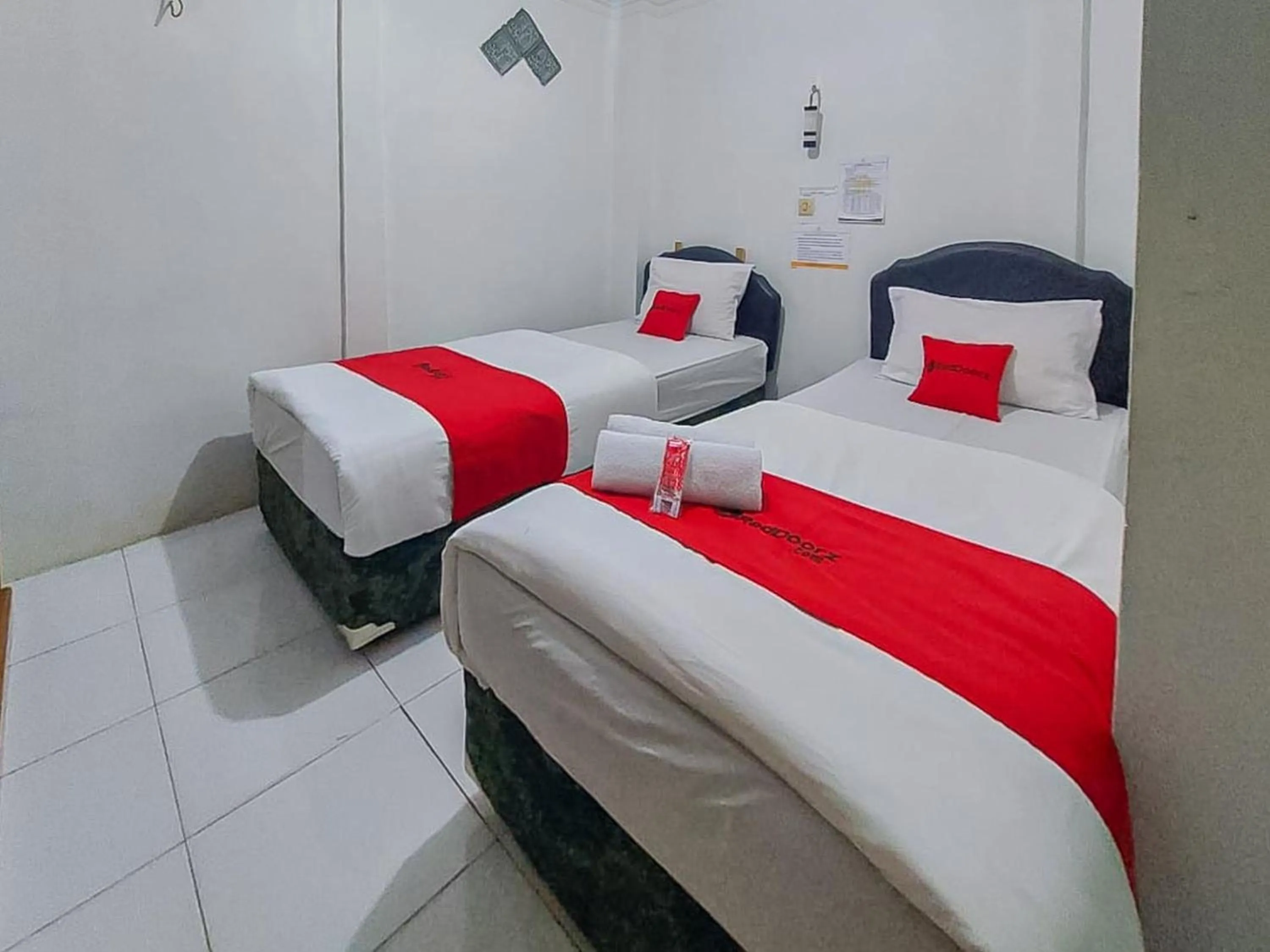 Bedroom, Bed in RedDoorz at Tanjung Selor Bulungan