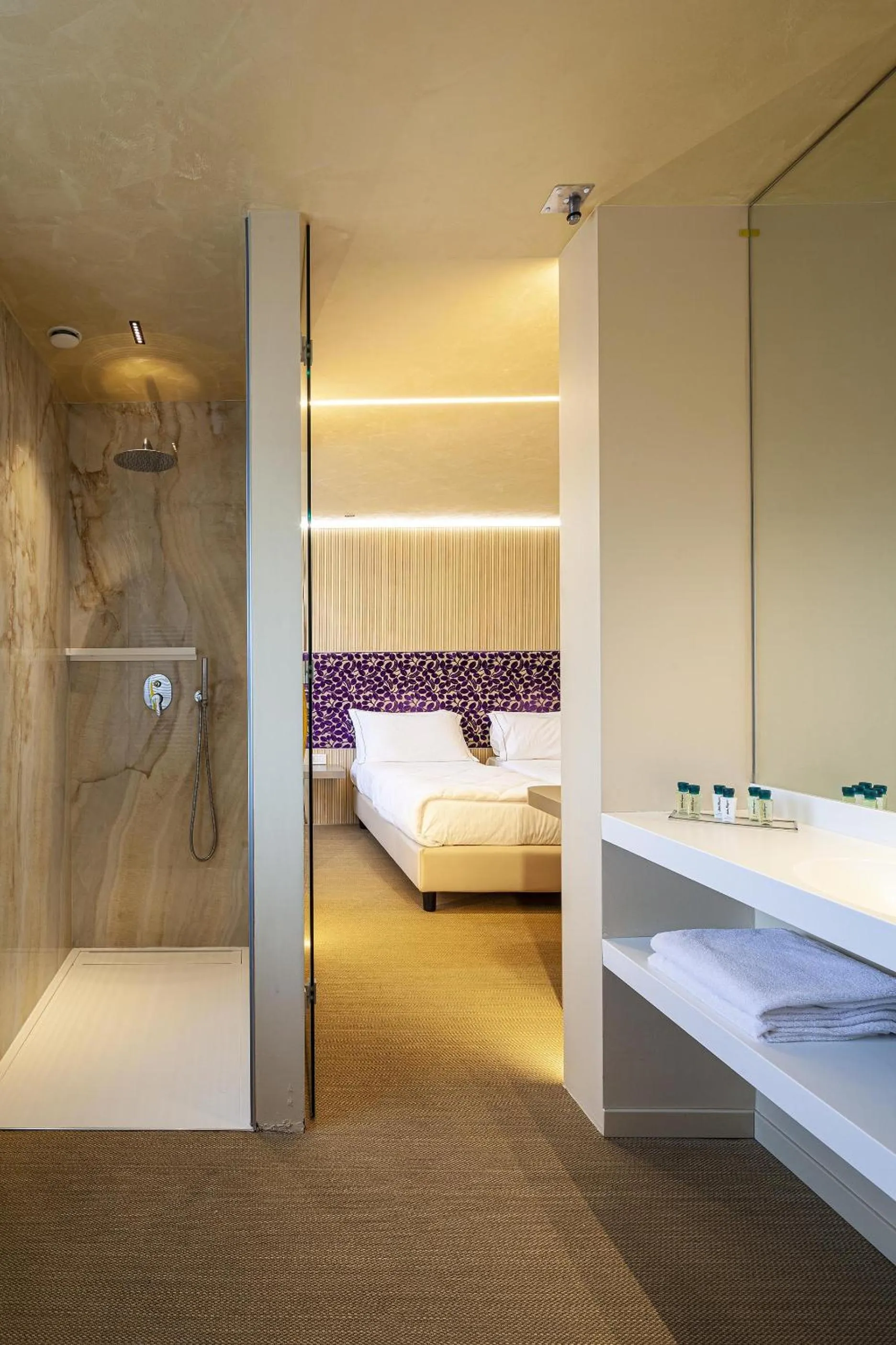 Bathroom, Bed in Là Di Moret