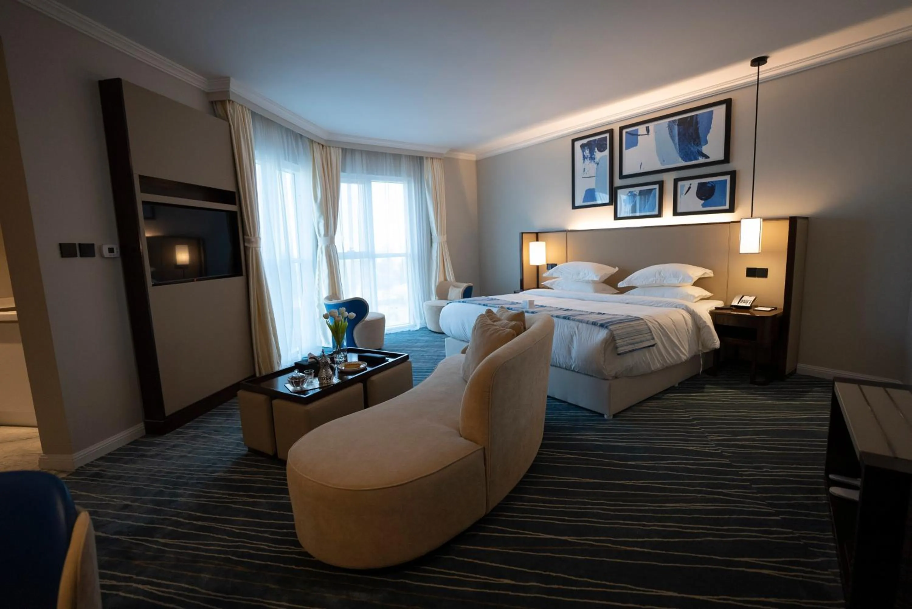 Photo of the whole room, Bed in Prime Al Corniche Hotel