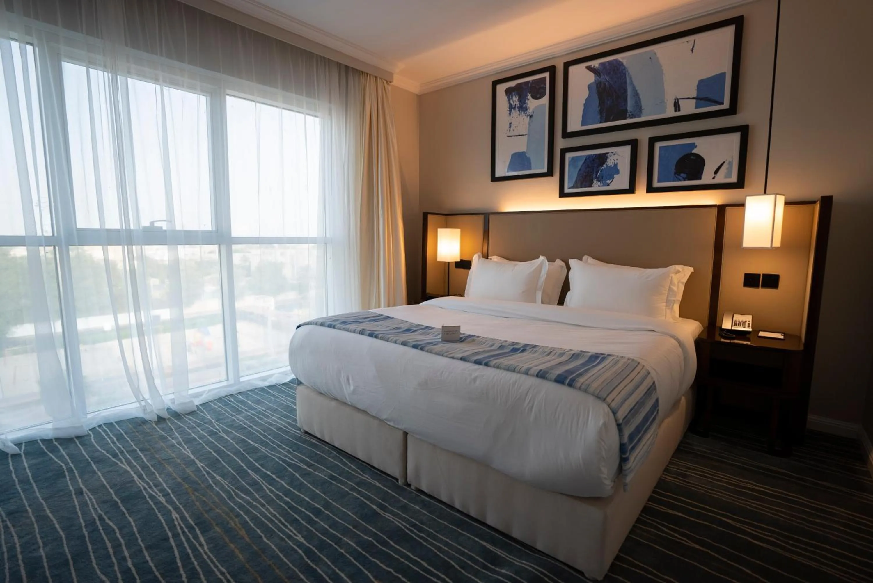 Photo of the whole room, Bed in Prime Al Corniche Hotel