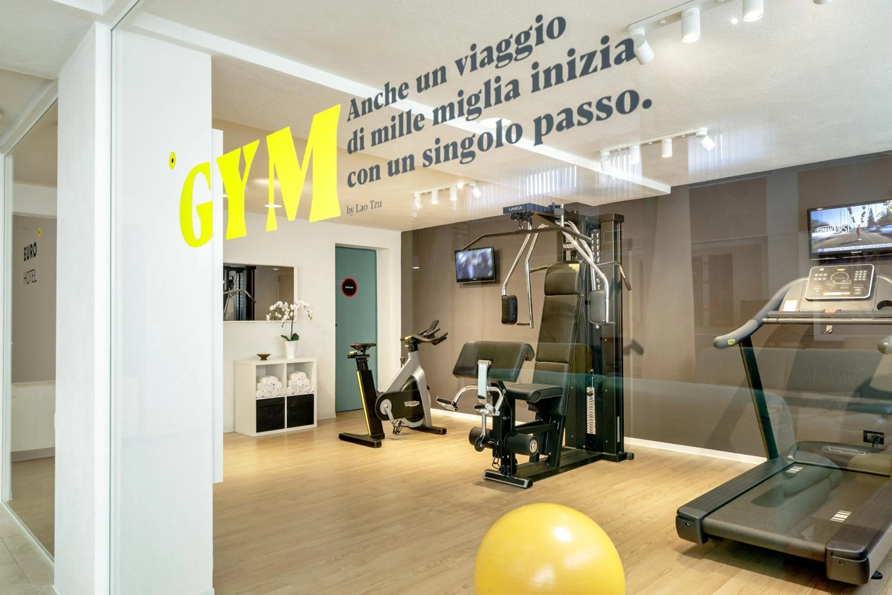 Fitness centre/facilities in Euro Hotel