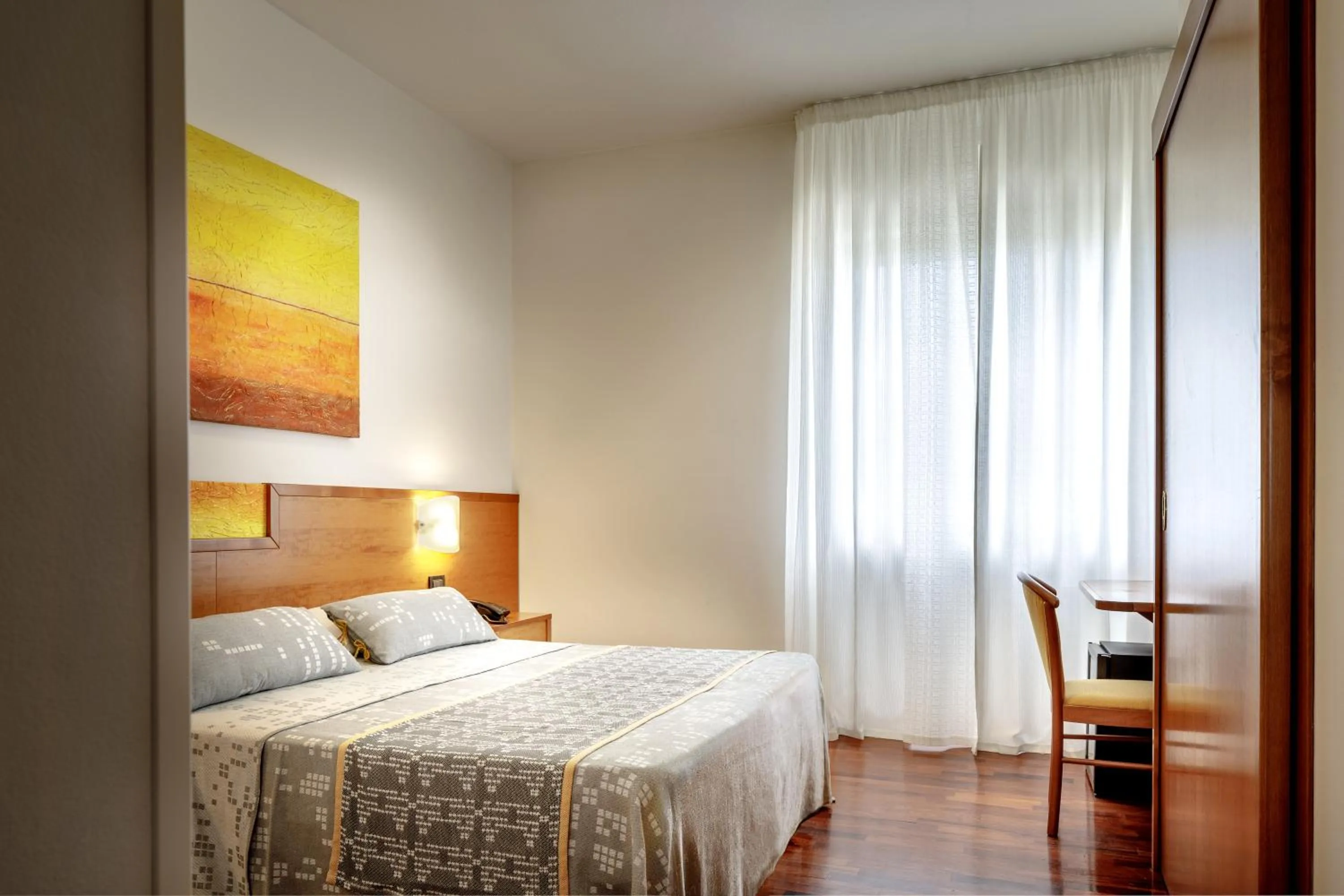 Bedroom, Bed in Euro Hotel