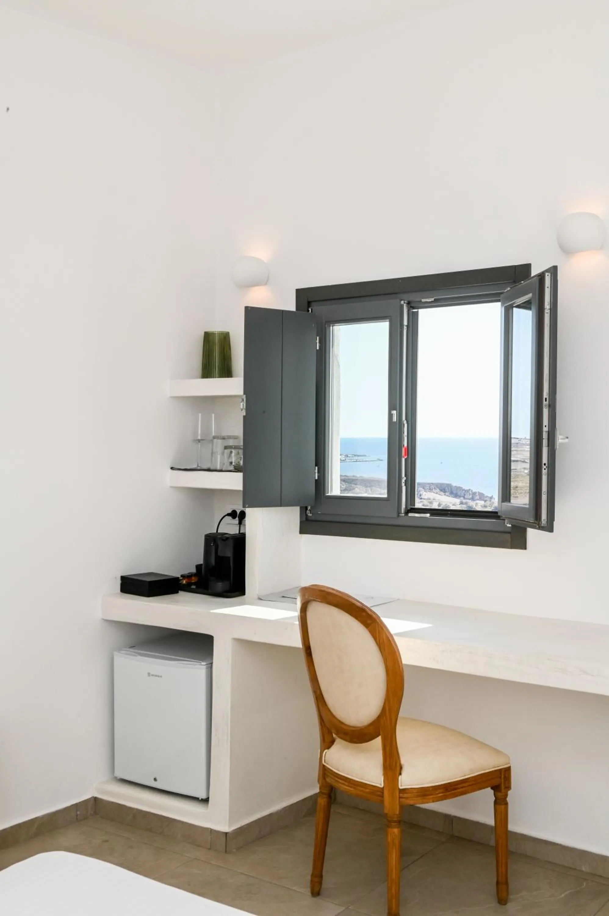 minibar in White Curves Santorini