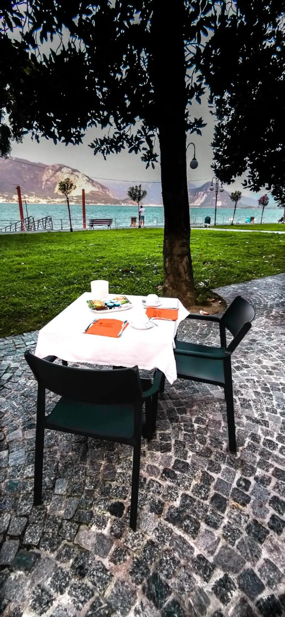 Restaurant/places to eat in Europalace Hotel